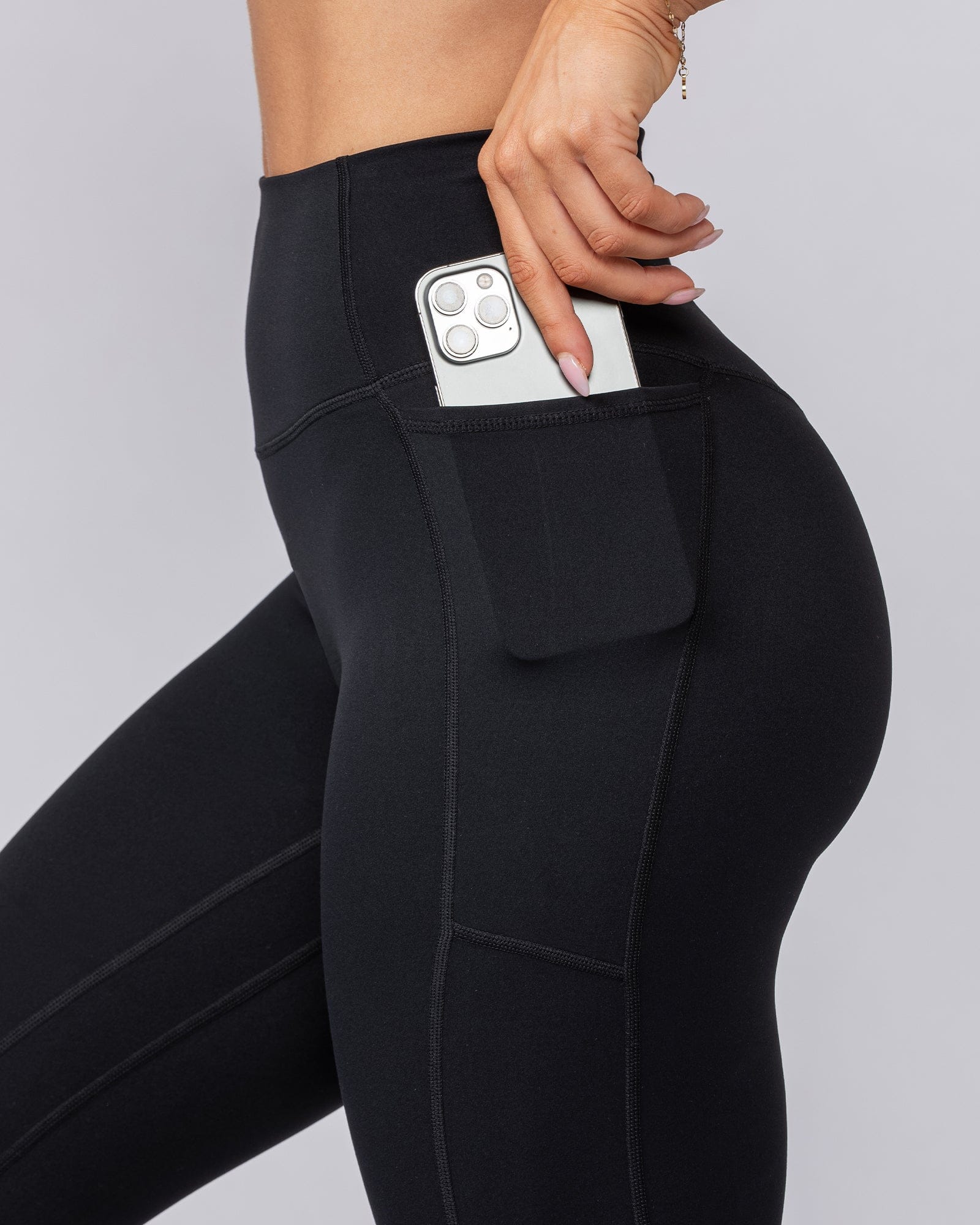 Muscle Nation Leggings Agility Aura Pocket Ankle Length Leggings - Black