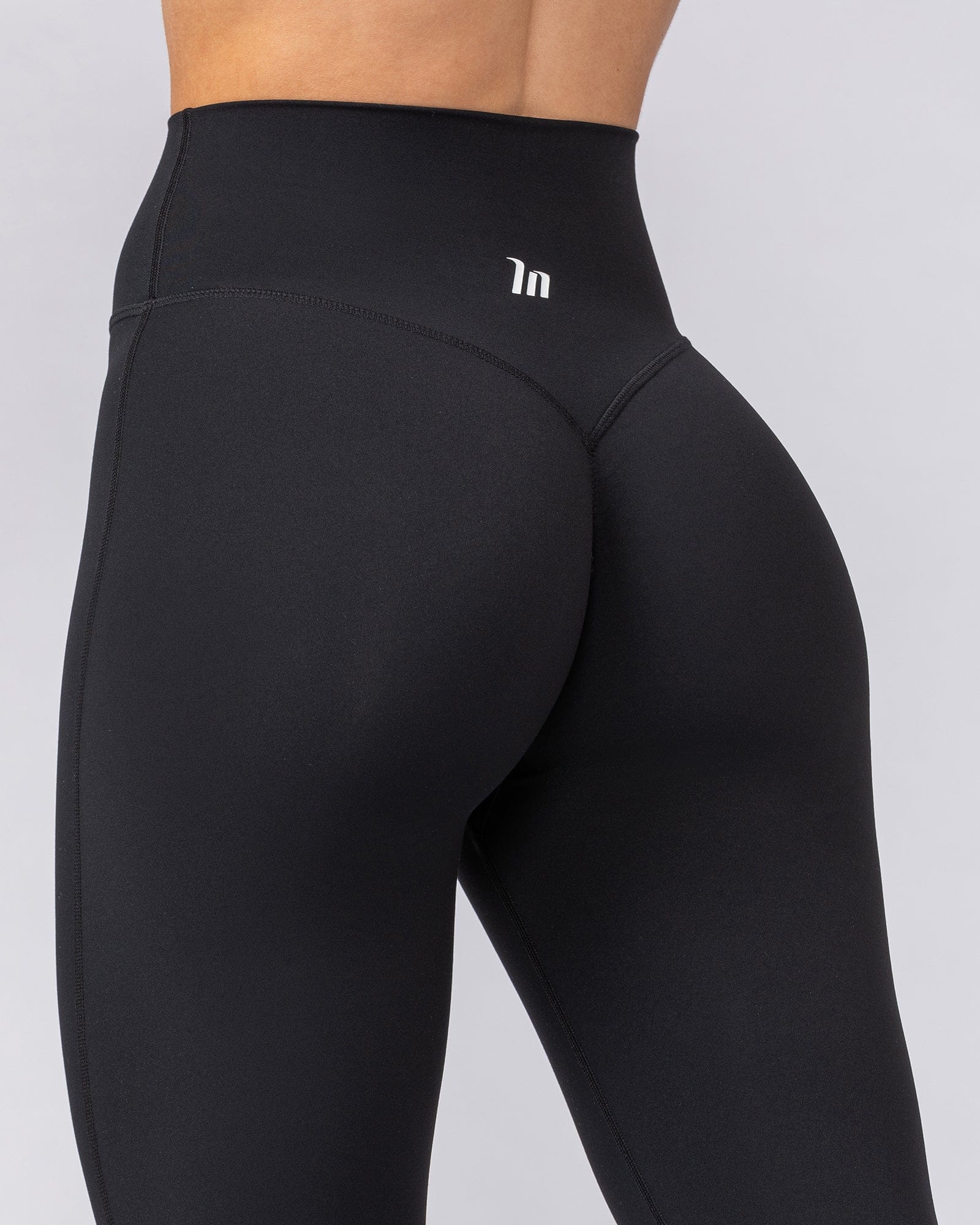 Aura Peachy Invisible Scrunch Ankle Leggings Black - Muscle Nation women's leggings, view 5