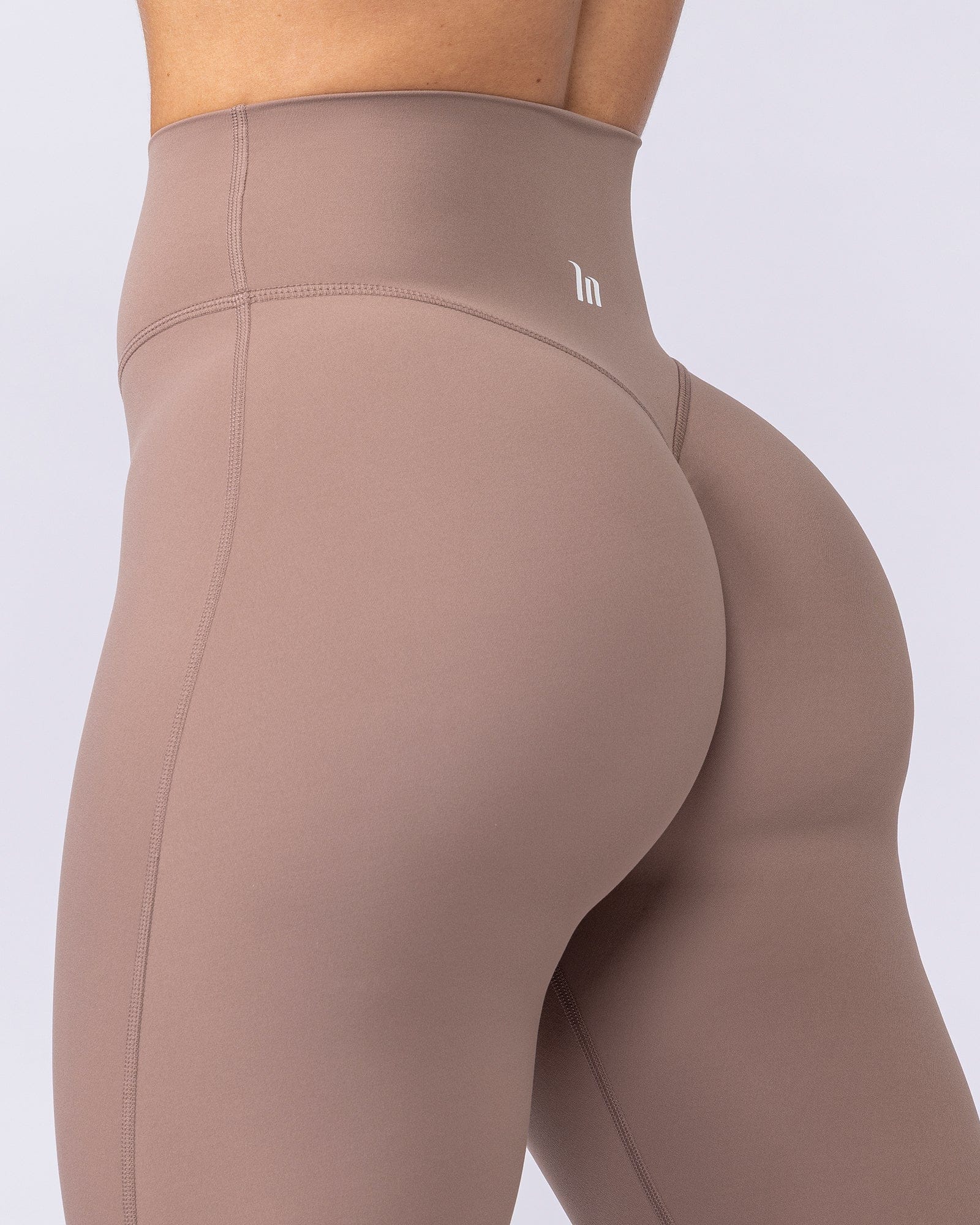 Aura Peachy Invisible Scrunch Ankle Leggings Cookie - Muscle Nation women's leggings, view 5