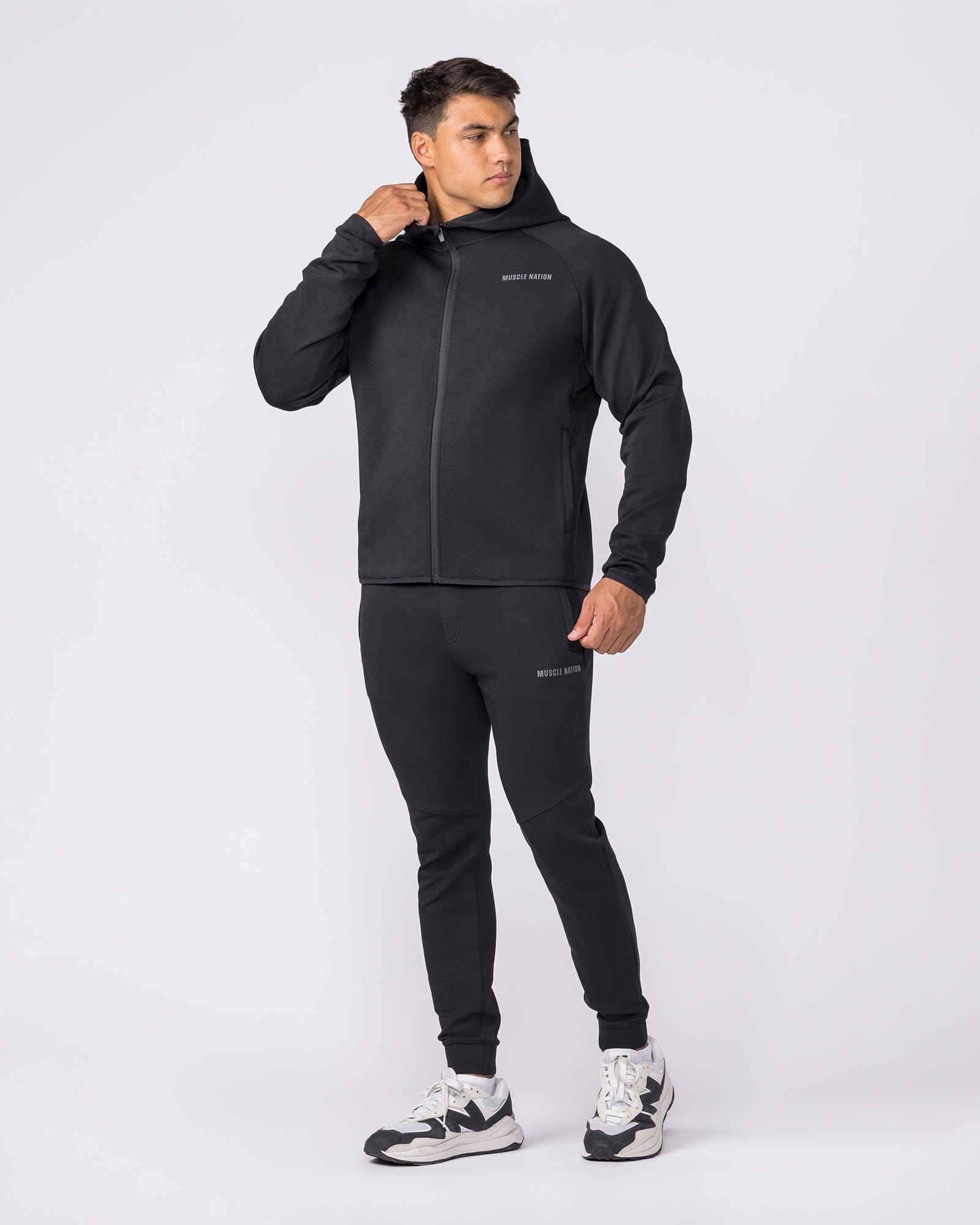 Essential Tech Zip Hoodie - Black