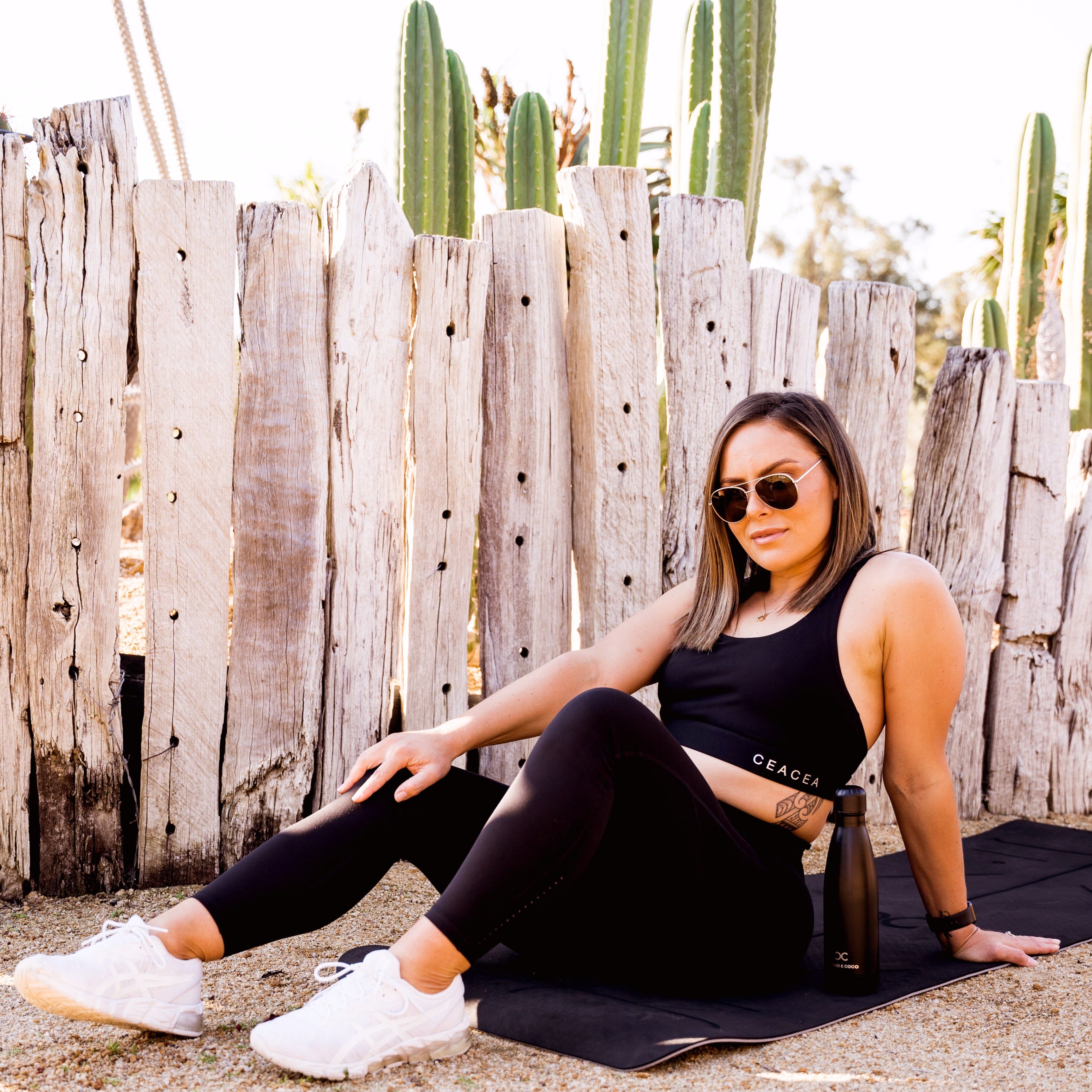 CEACEA Leggings Leggings - Black Compression