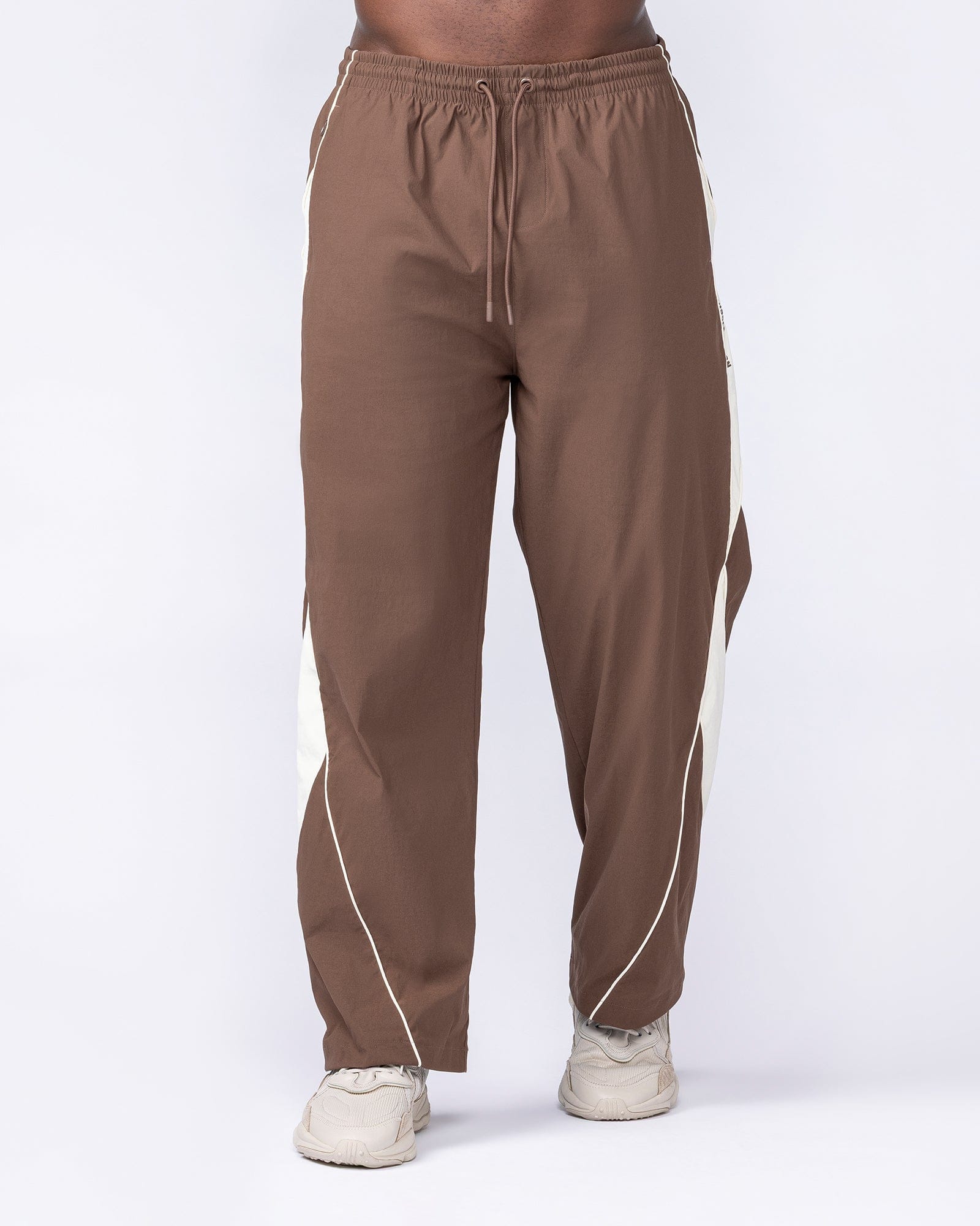 Command Windbreaker Pants - Brown