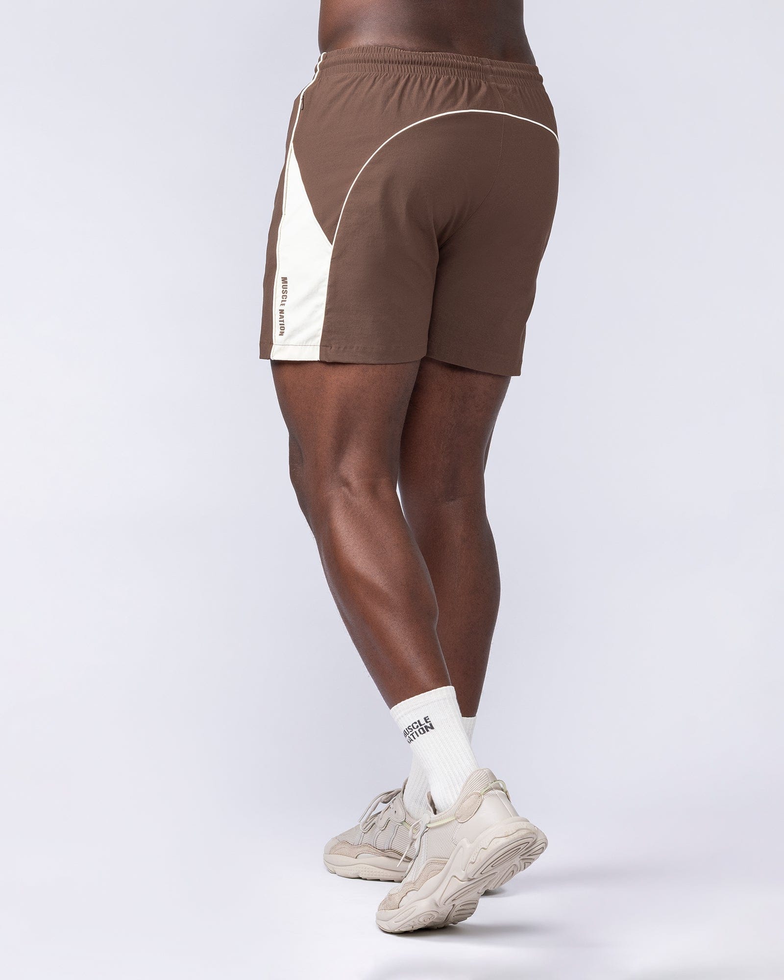 Command Windbreaker Shorts - Brown