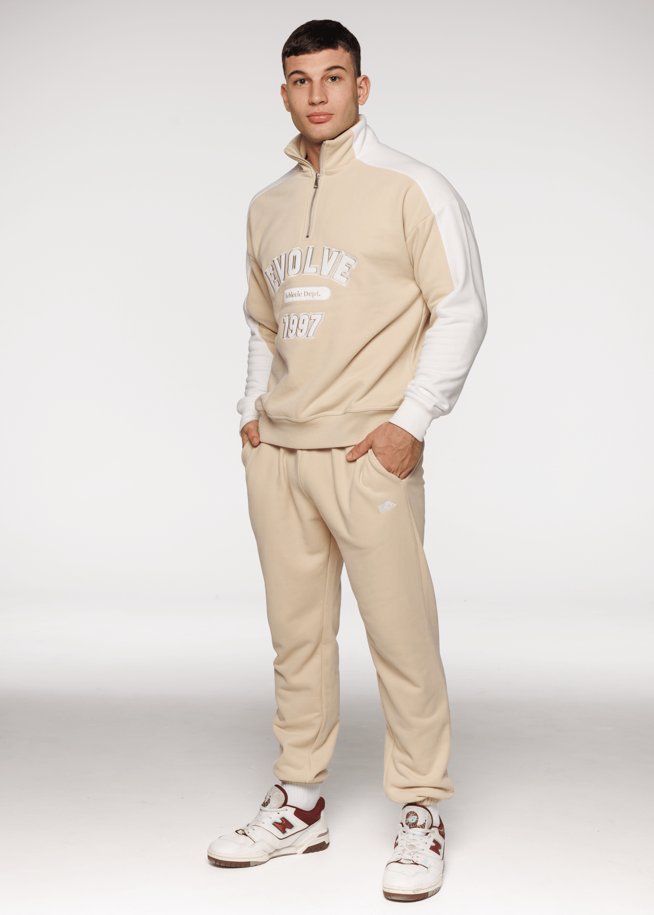 Evolve Apparel Iconic Trackpants - Beige
