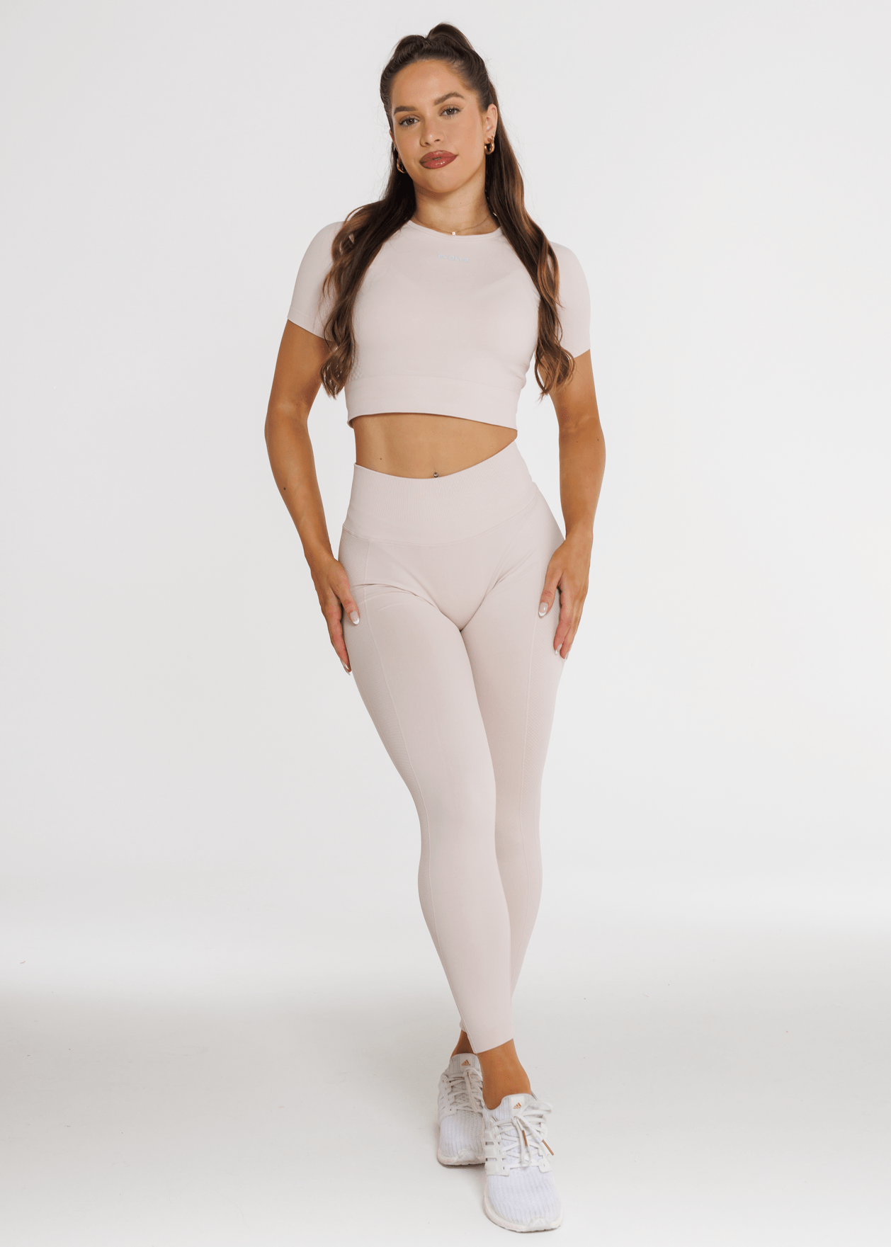 Evolve Apparel Prime Seamless Short Sleeve - Champagne