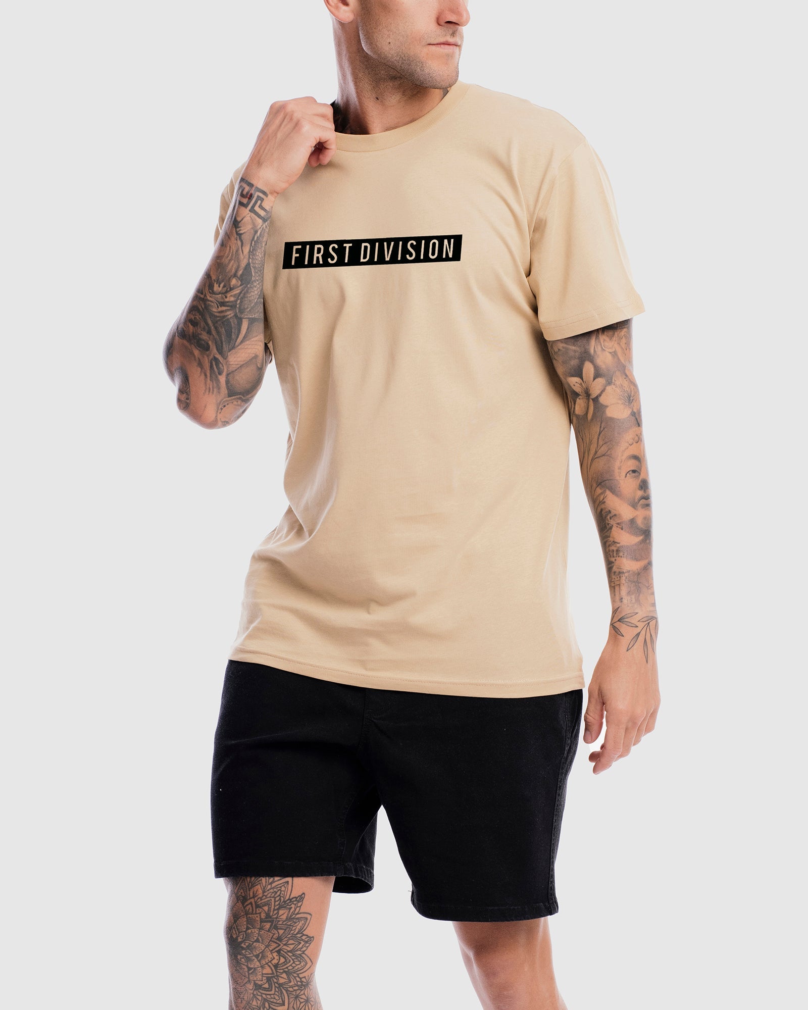 First Division T-Shirts L Mens Box Tee - Camel