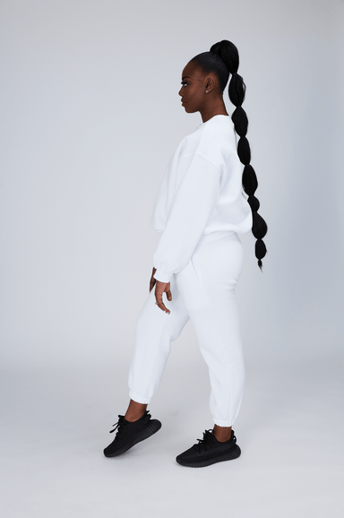 LUXE 23 Jumper - White | Be Activewear