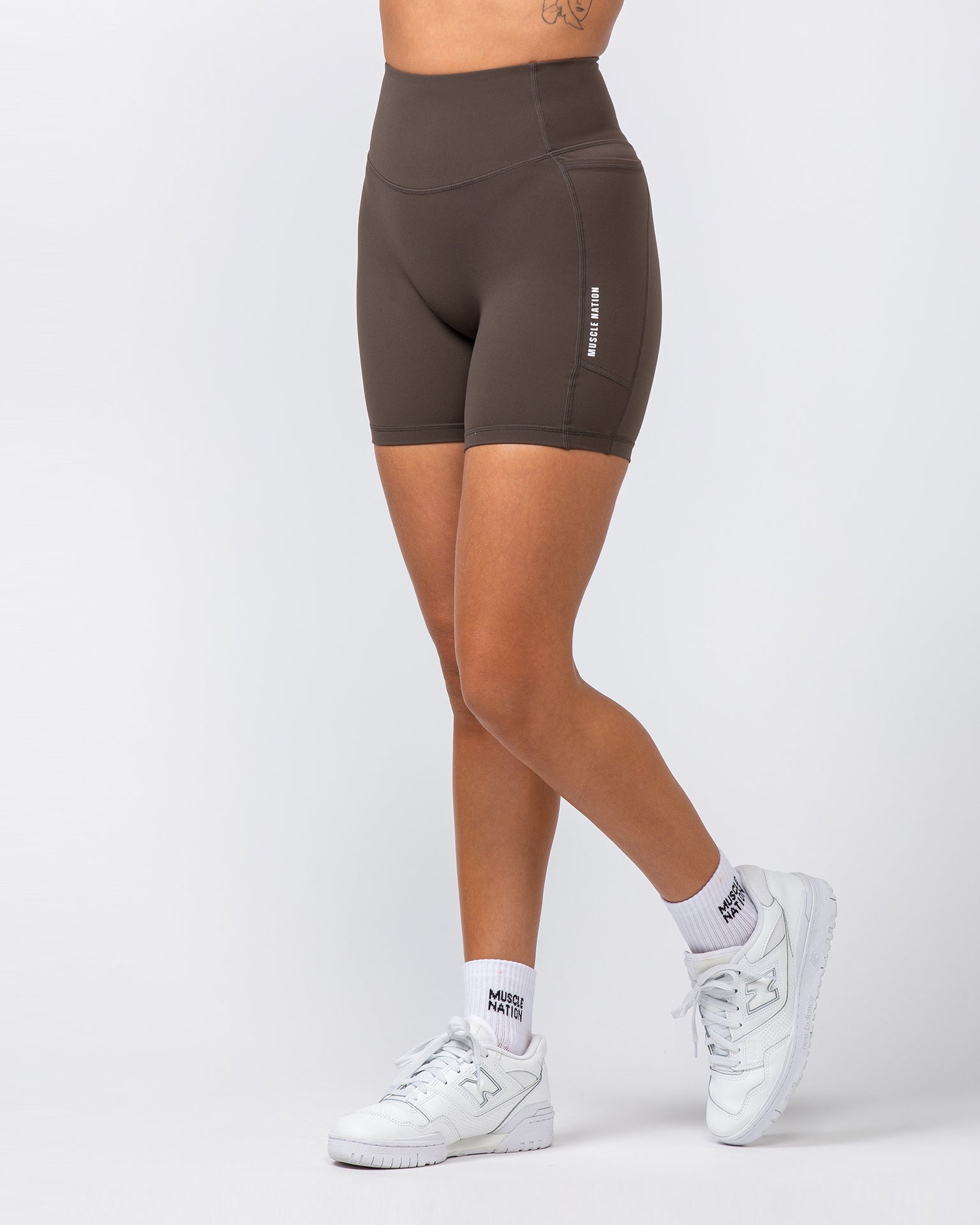 Muscle Nation Bike Shorts Agility Aura Pocket Bike Shorts - Deep Brown