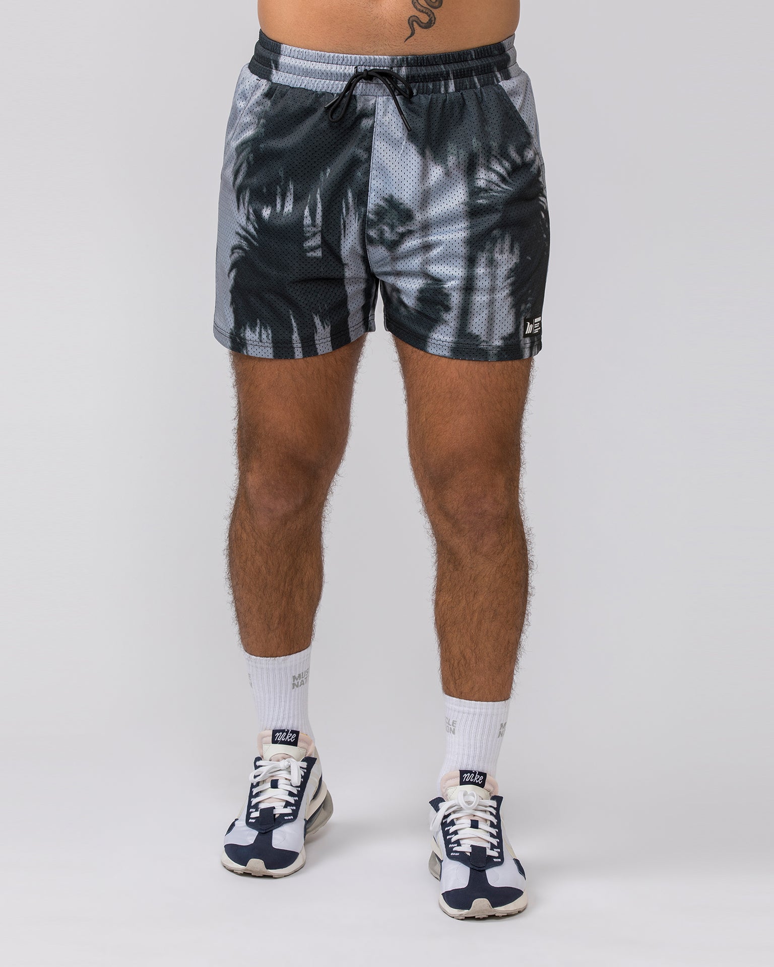 Muscle Nation Gym Shorts Lay Up 3.5'' Shorts - Palm Tree Print