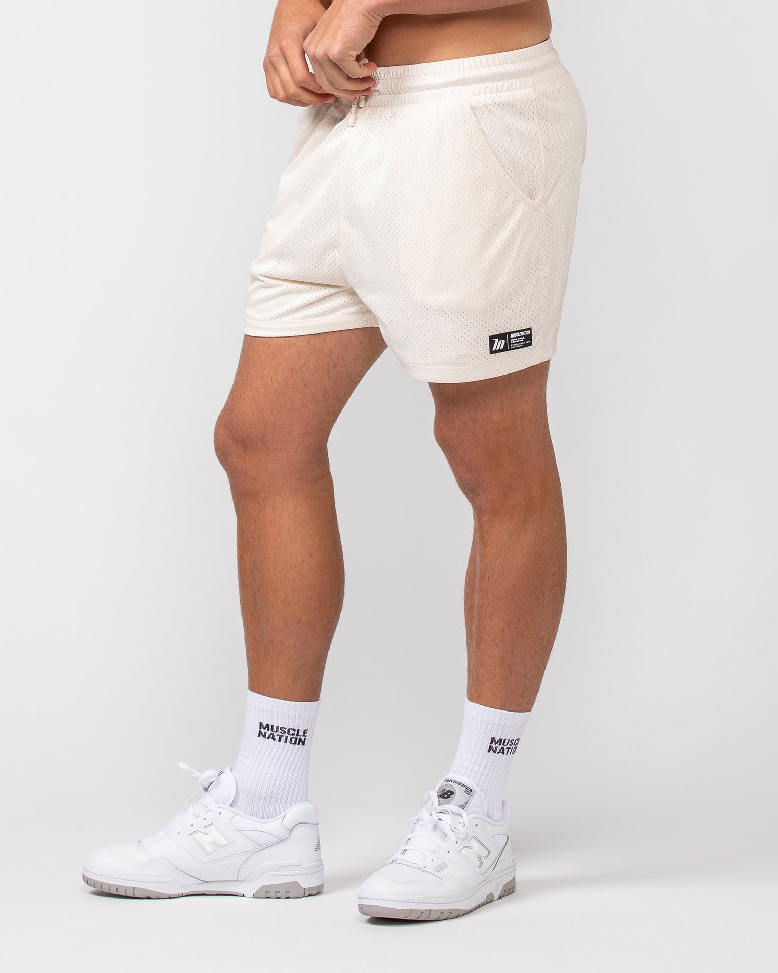 Muscle Nation Gym Shorts Lay Up 3.5'' Shorts - Travertine