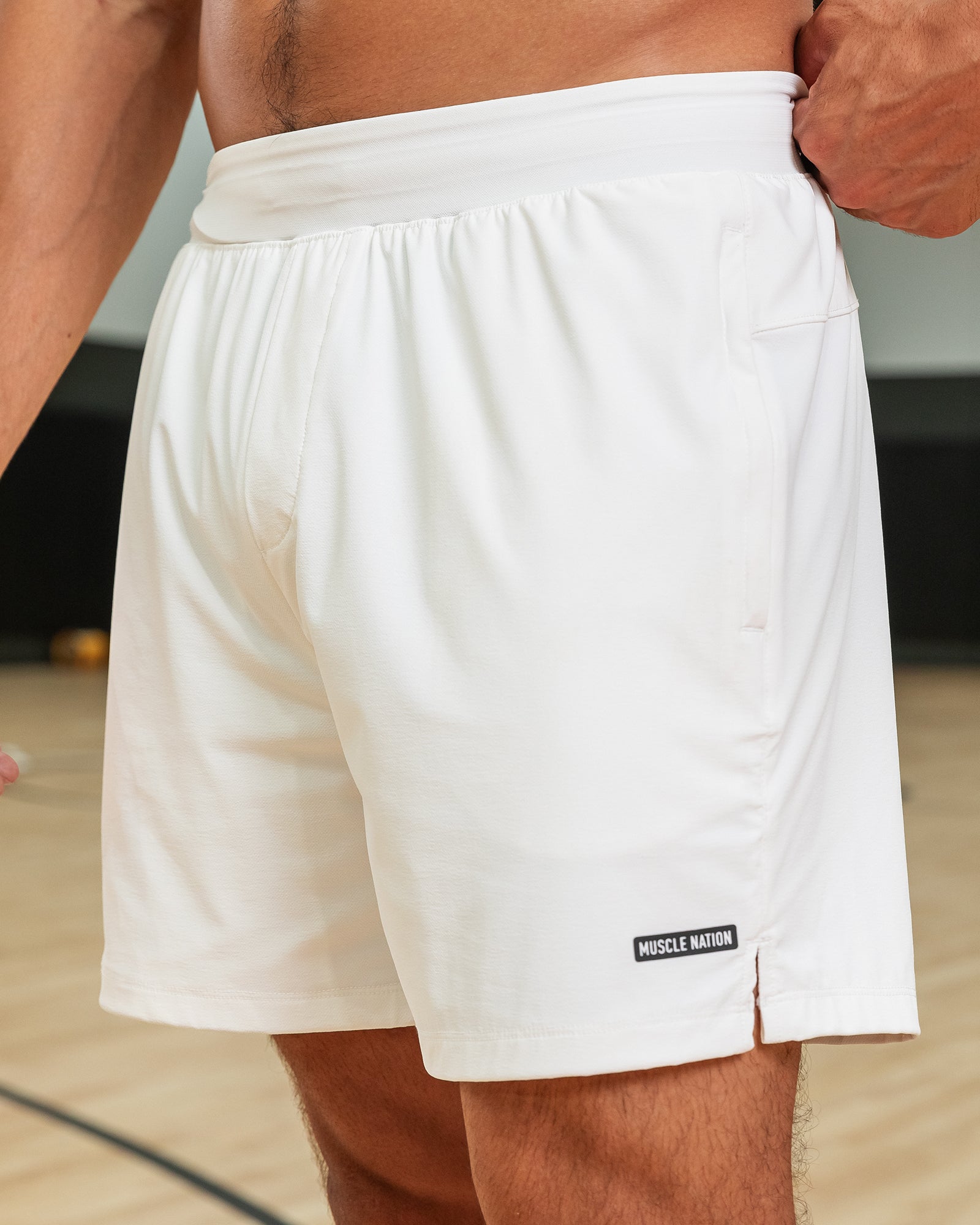 Muscle Nation Gym Shorts On Repeat Training 5" Shorts - White