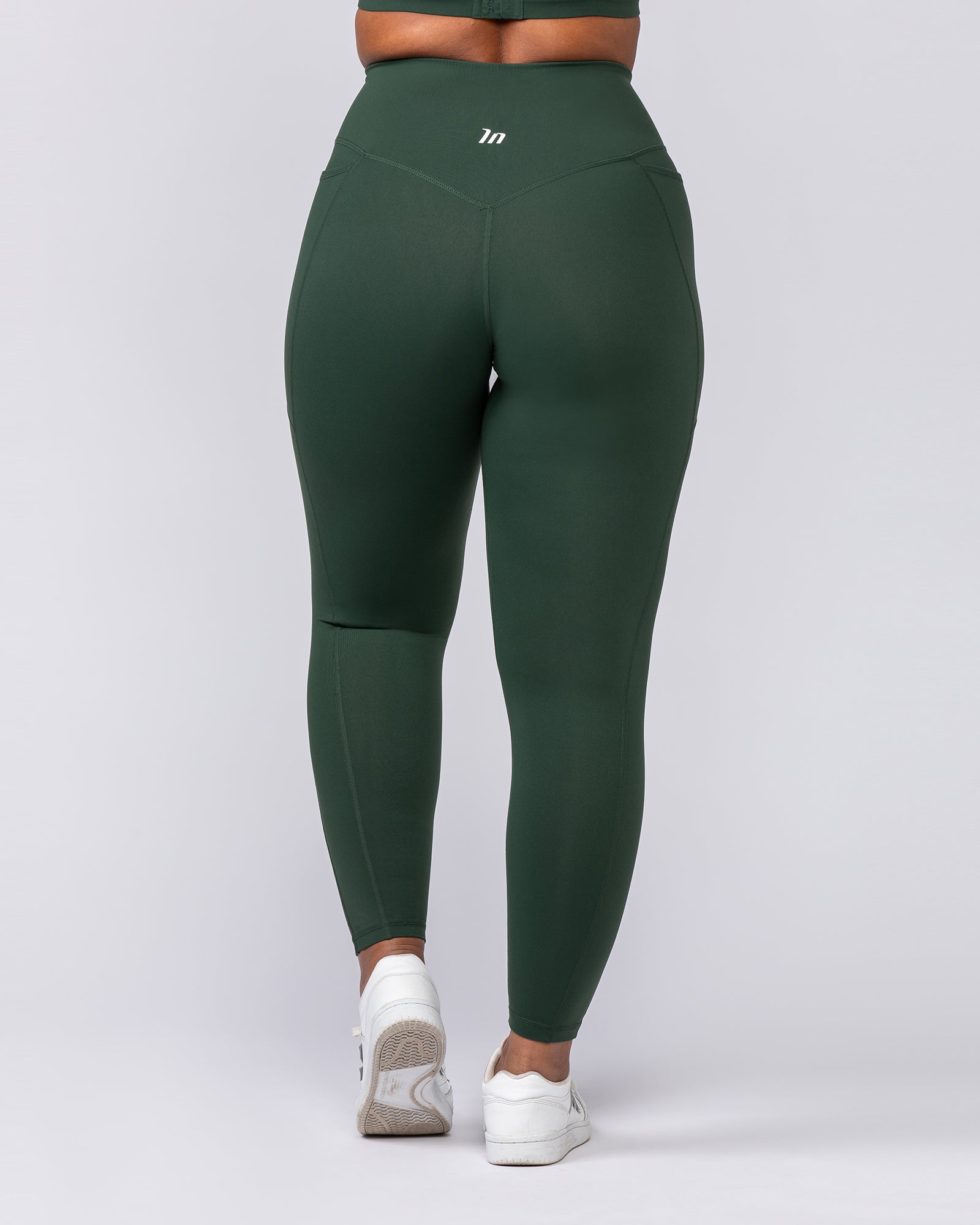 Muscle Nation Leggings Agility Pocket Ankle Length Leggings - Forest Green