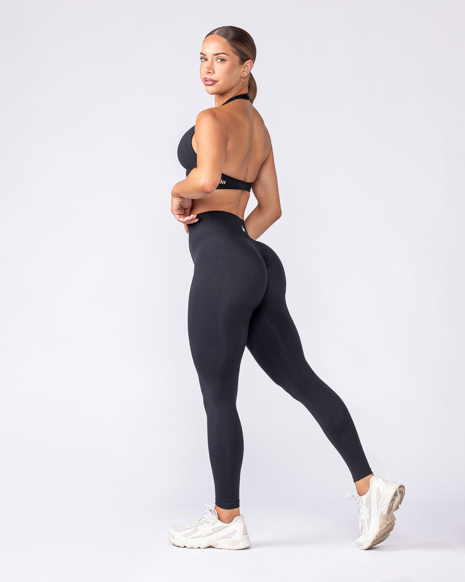 Muscle Nation Leggings Bare Seamless Ankle Length Leggings - Black