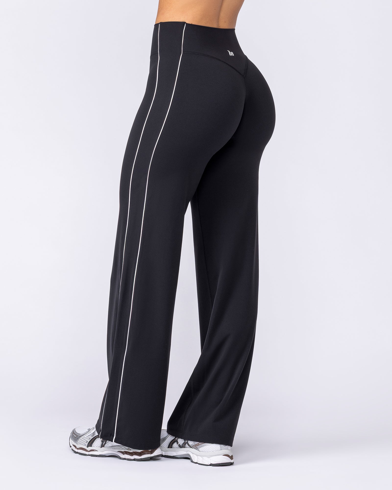 Muscle Nation Leggings Haze Straight Leg Leggings Regular - Black