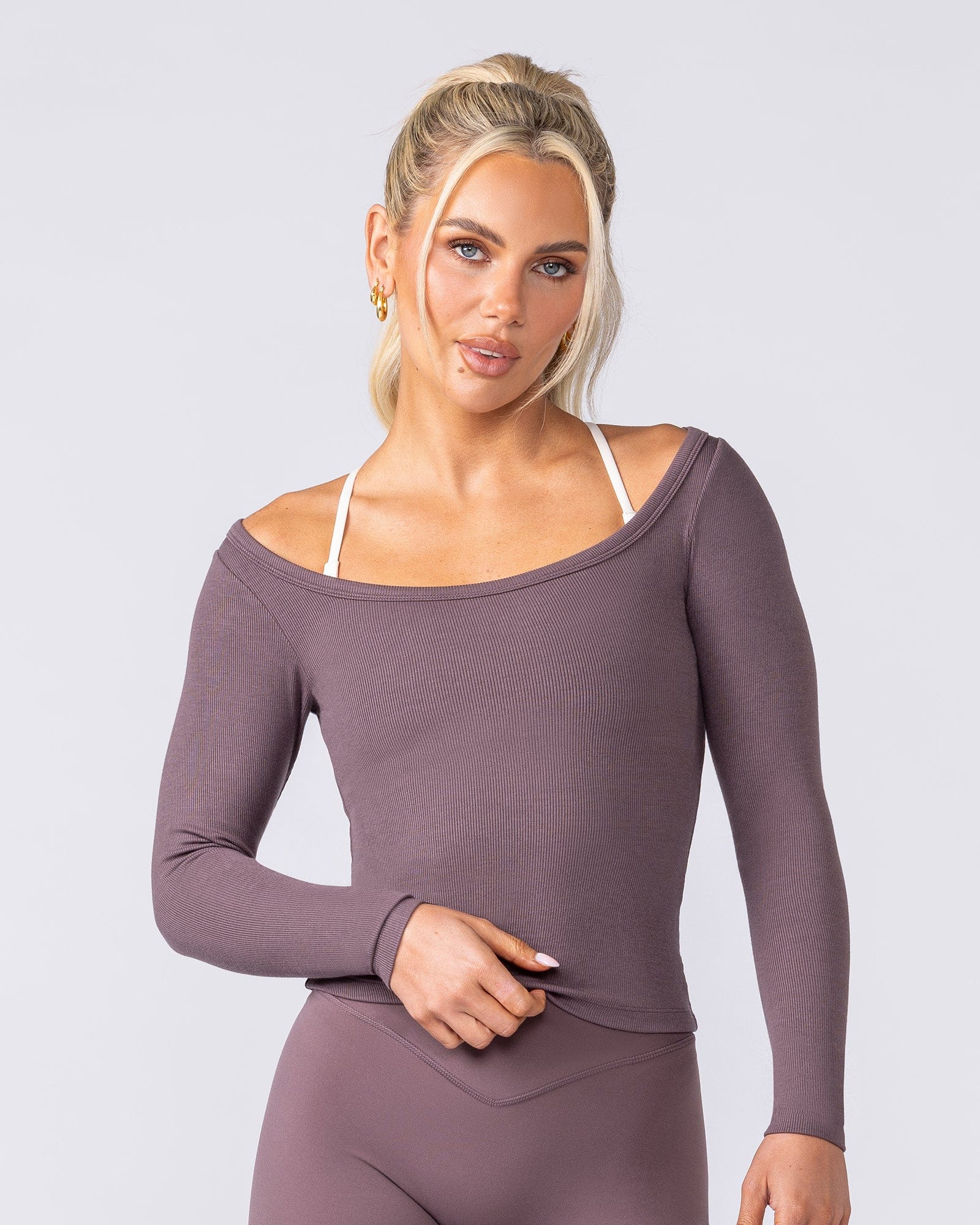 Muscle Nation Long Sleeve T-Shirts Balance Long Sleeve Rib Top - Umber