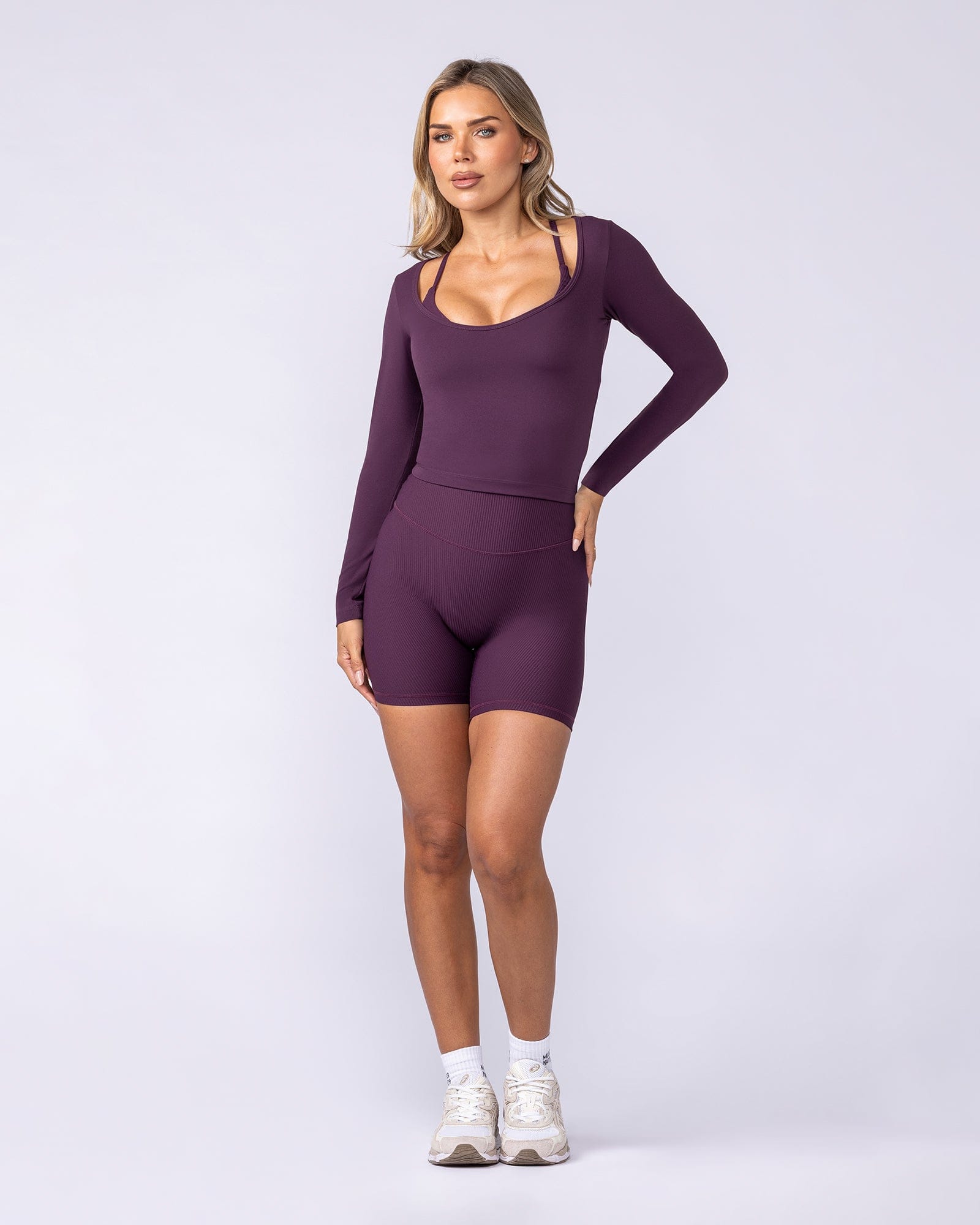 Muscle Nation Long Sleeve T-Shirts Tempo Long Sleeve Top - Cranberry