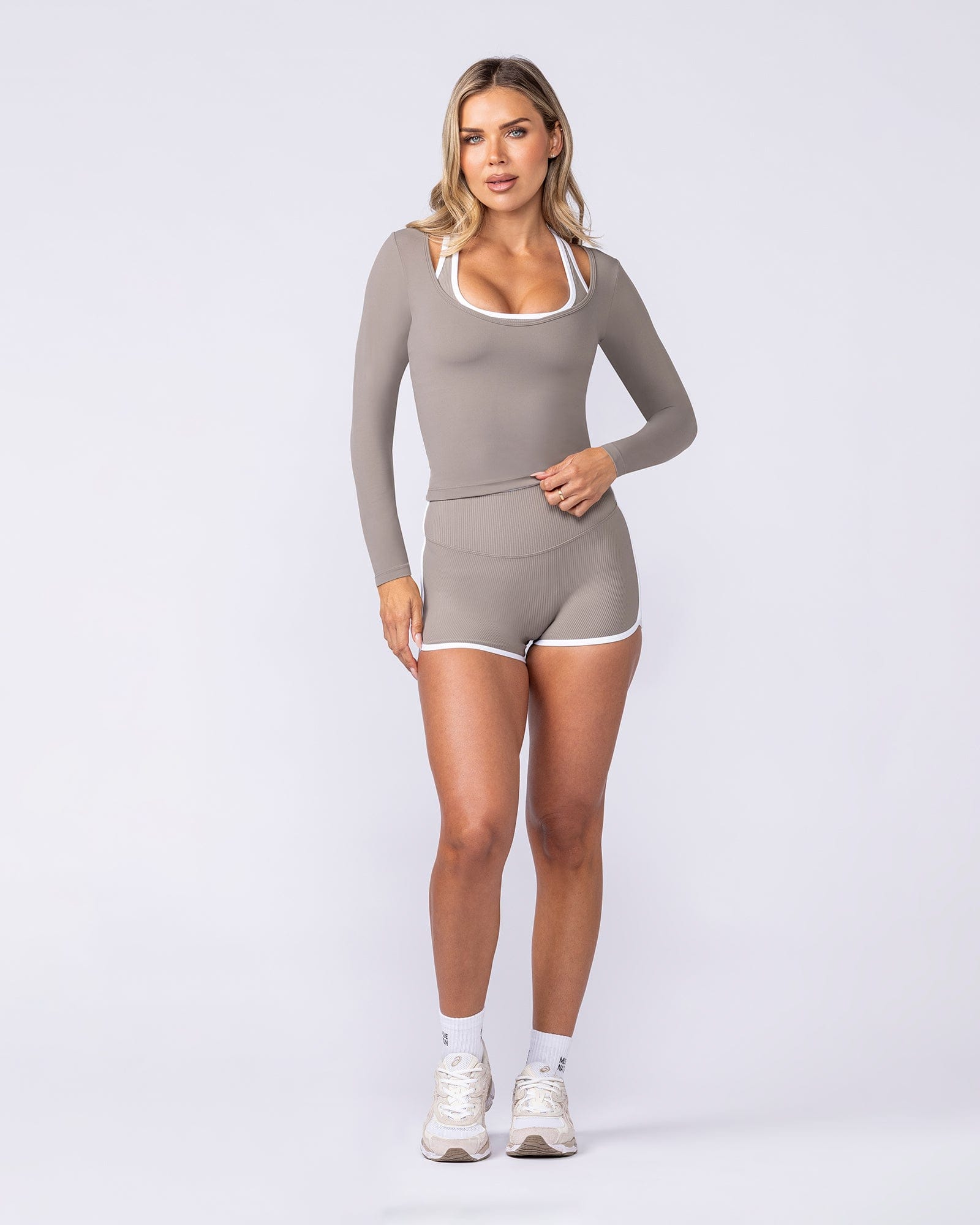 Muscle Nation Long Sleeve T-Shirts Tempo Long Sleeve Top - Oat