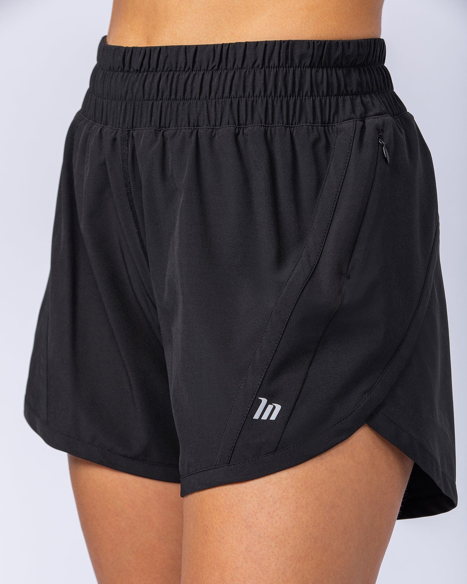 Muscle Nation Shorts Advantage Run Shorts - Black