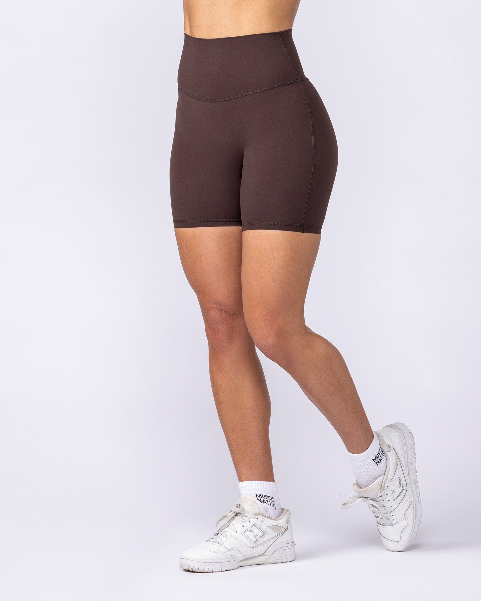 Muscle Nation Shorts Aura Peachy High Invisible Scrunch Bike Shorts - Cocoa