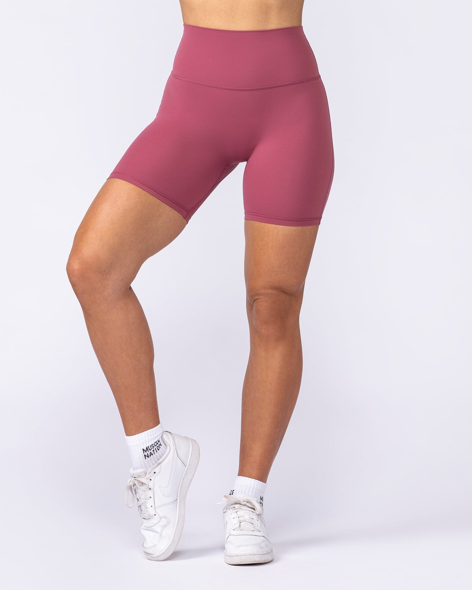 Muscle Nation Shorts Aura Peachy High Invisible Scrunch Bike Shorts - Maple