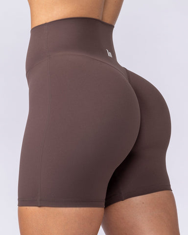 Muscle Nation Shorts Aura Peachy Invisible Scrunch Bike Shorts - Cola