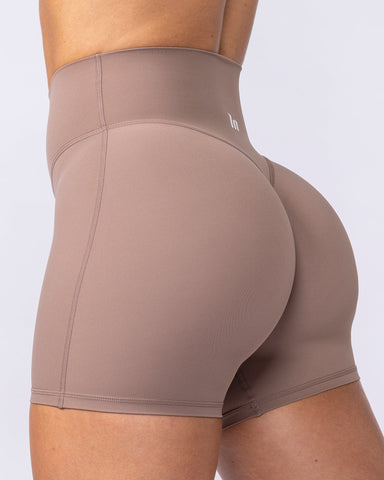 Muscle Nation Shorts Aura Peachy Invisible Scrunch Midway Shorts - Cookie