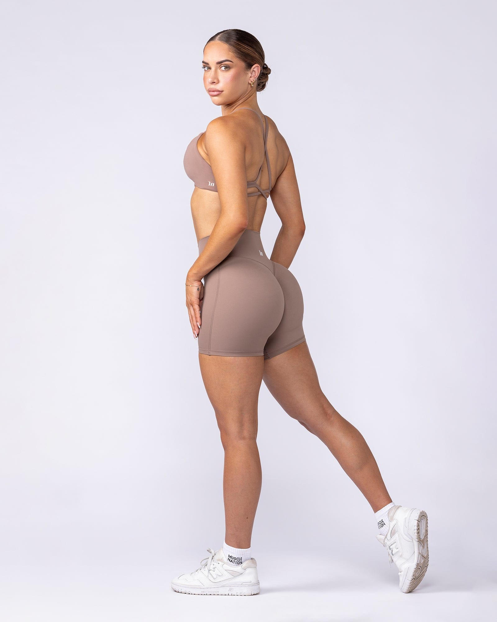 Muscle Nation Shorts Aura Peachy Invisible Scrunch Midway Shorts - Cookie
