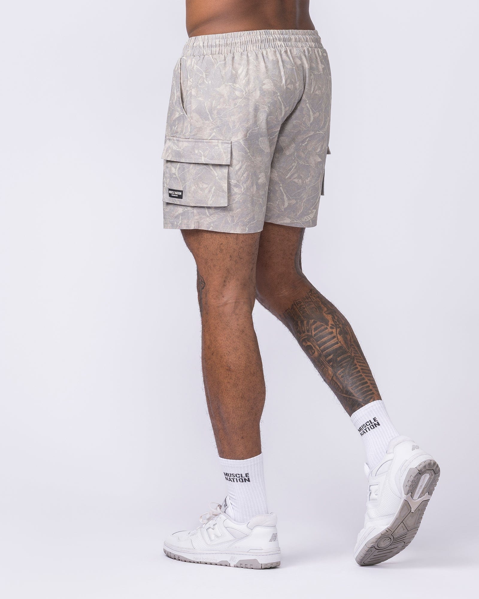 Muscle Nation Shorts Daily Cargo 5" Shorts - Washed Tree Camo Cream
