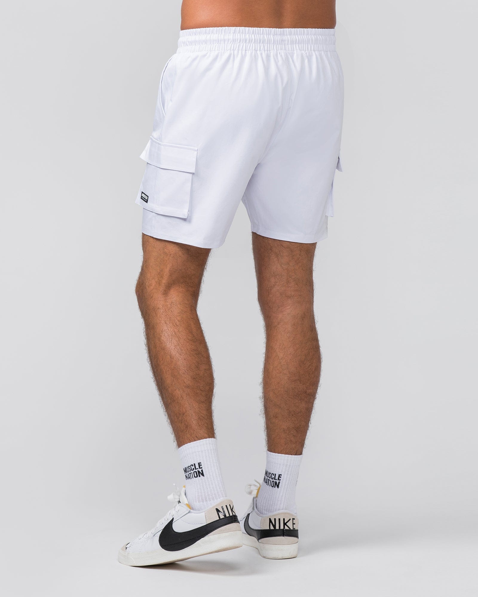 Muscle Nation Shorts Daily Cargo 5" Shorts - White