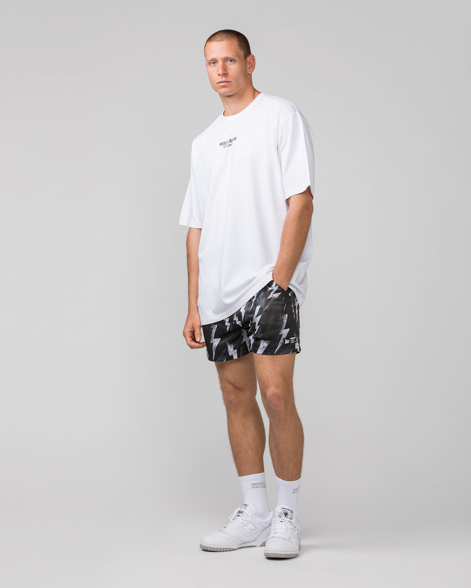 Muscle Nation Shorts Lay Up 3.5'' Shorts - Electric Bolt Print