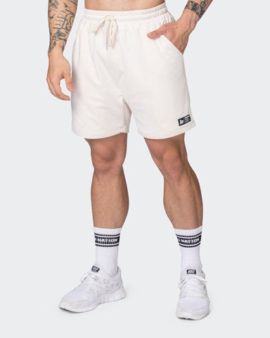 Muscle Nation Shorts Lay Up 5" Shorts - Travertine