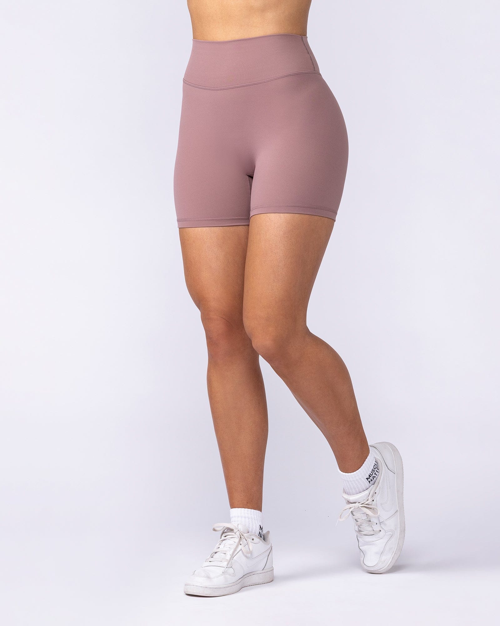 Muscle Nation Shorts Liberty High Rise Midway Shorts - Mocha Berry