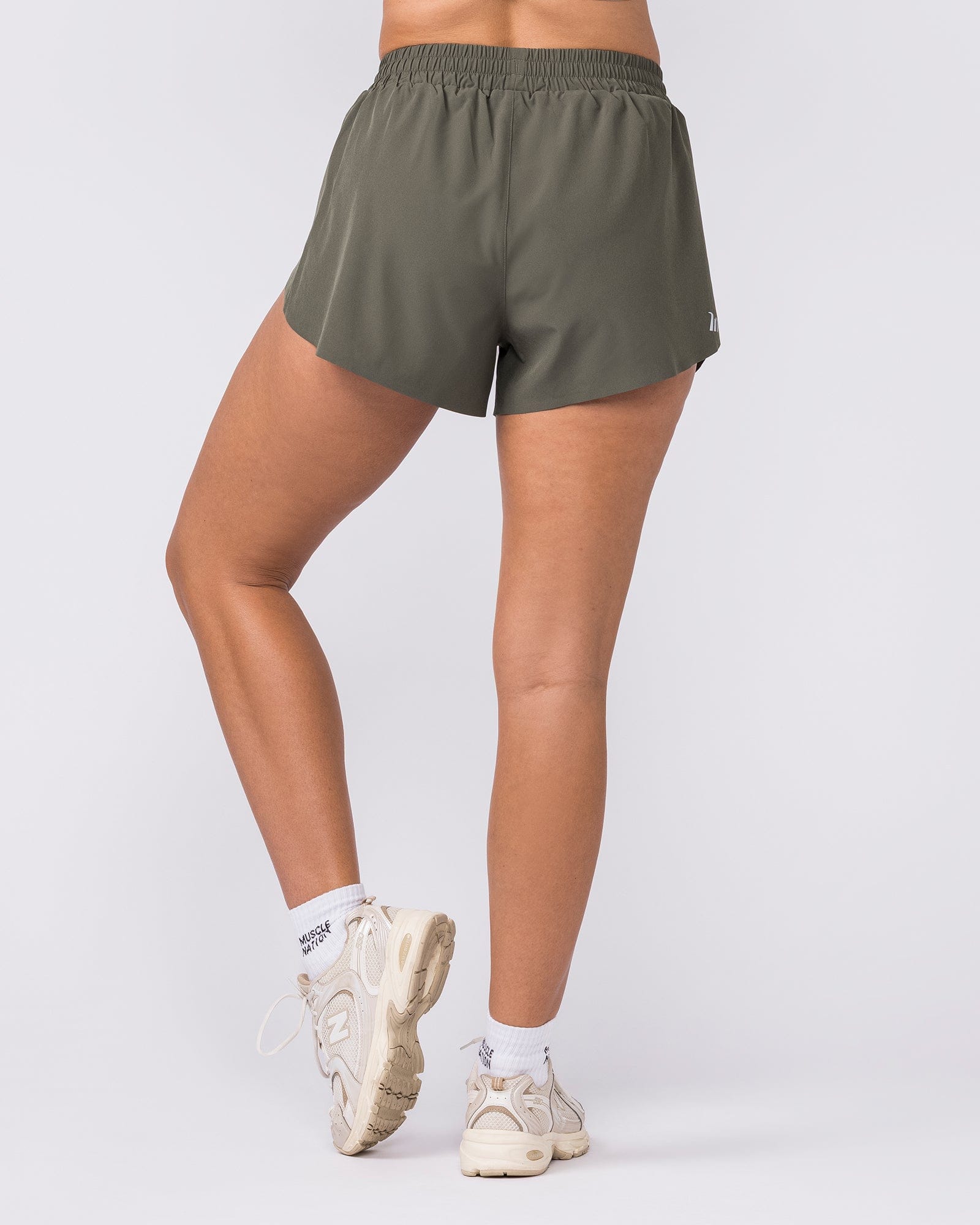 Muscle Nation Shorts Pace 3" High-Waisted Run Shorts - Dark Khaki