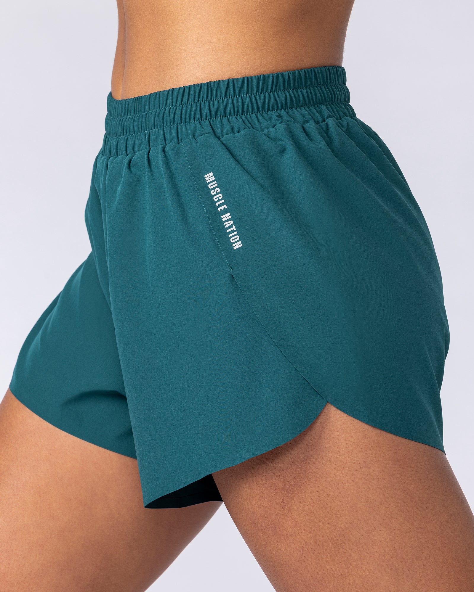 Muscle Nation Shorts Pace 3" High-Waisted Run Shorts - Hunter Green