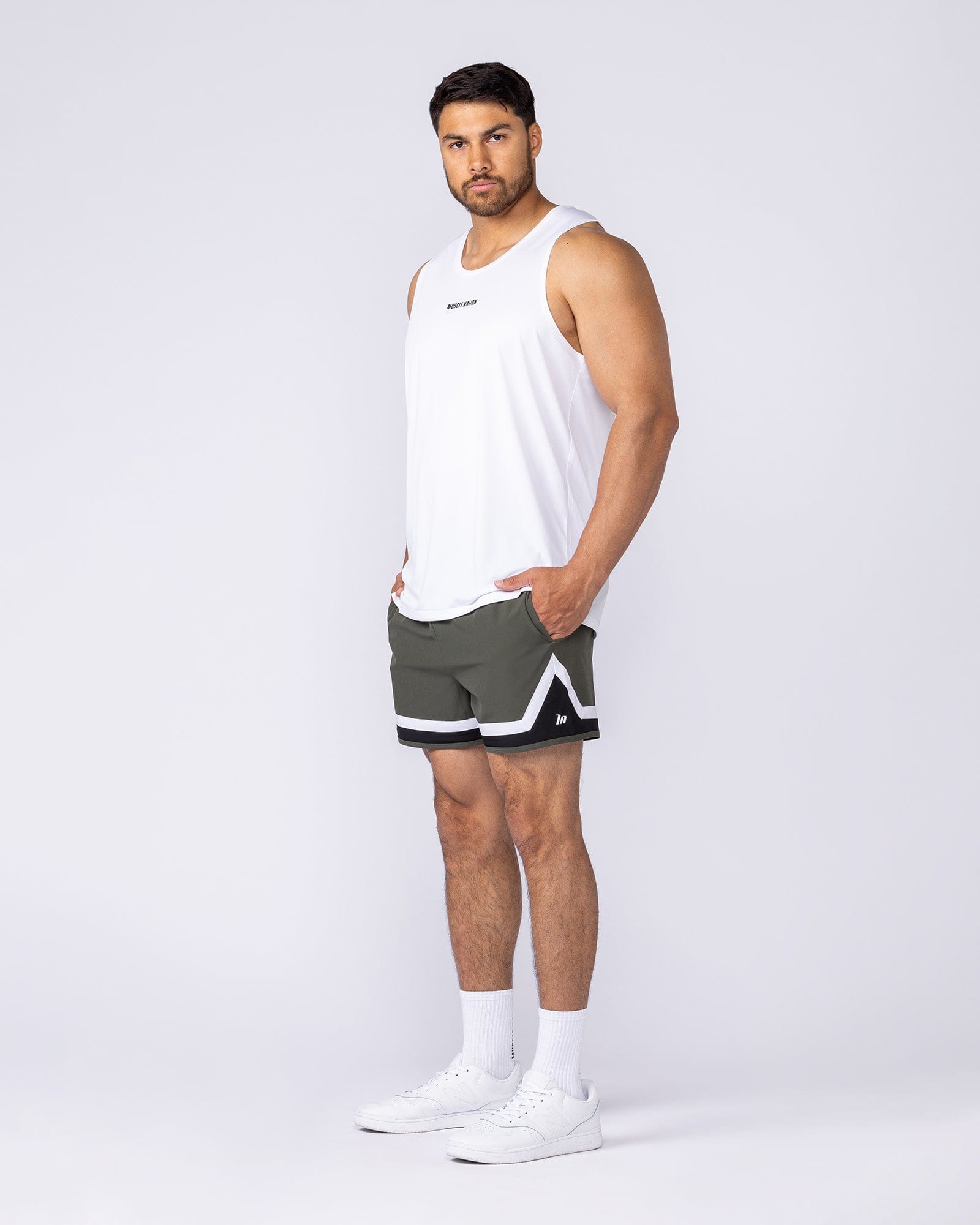 Muscle Nation Shorts Player 4" Active Shorts - Dark Khaki