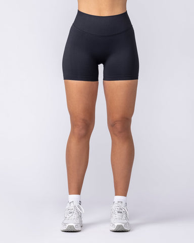 Muscle Nation Shorts Revealed Seamless Midway Shorts - Black
