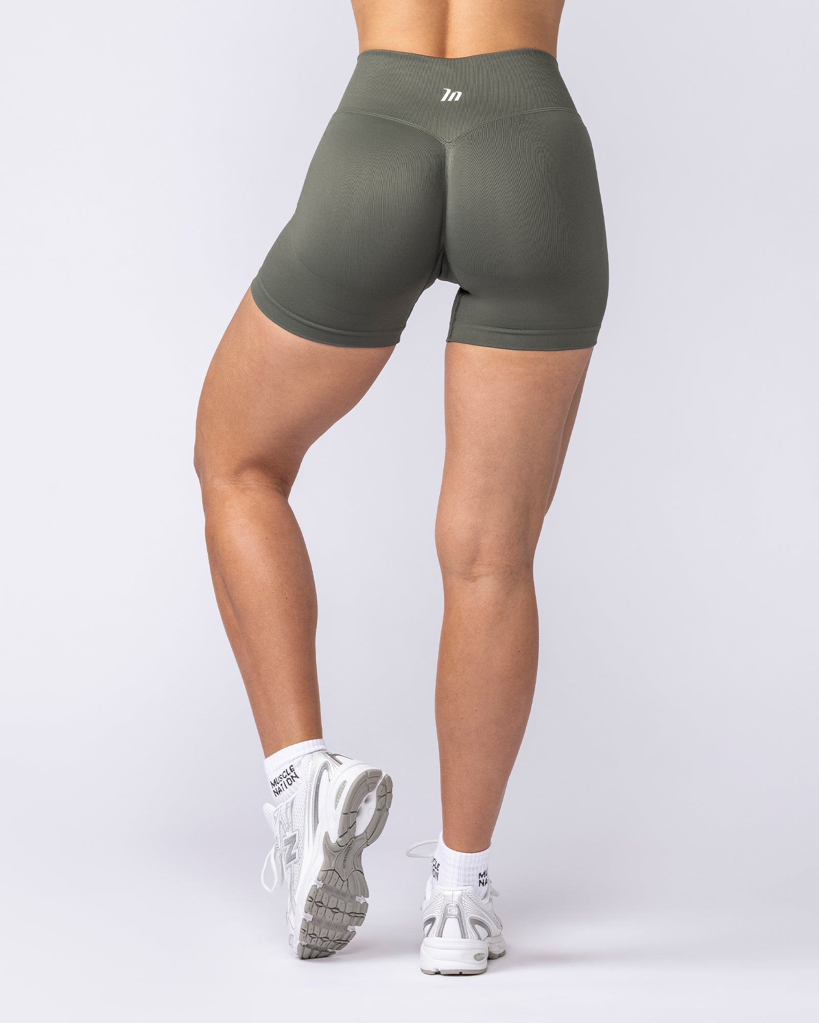 Muscle Nation Shorts Revealed Seamless Midway Shorts - Eucalyptus