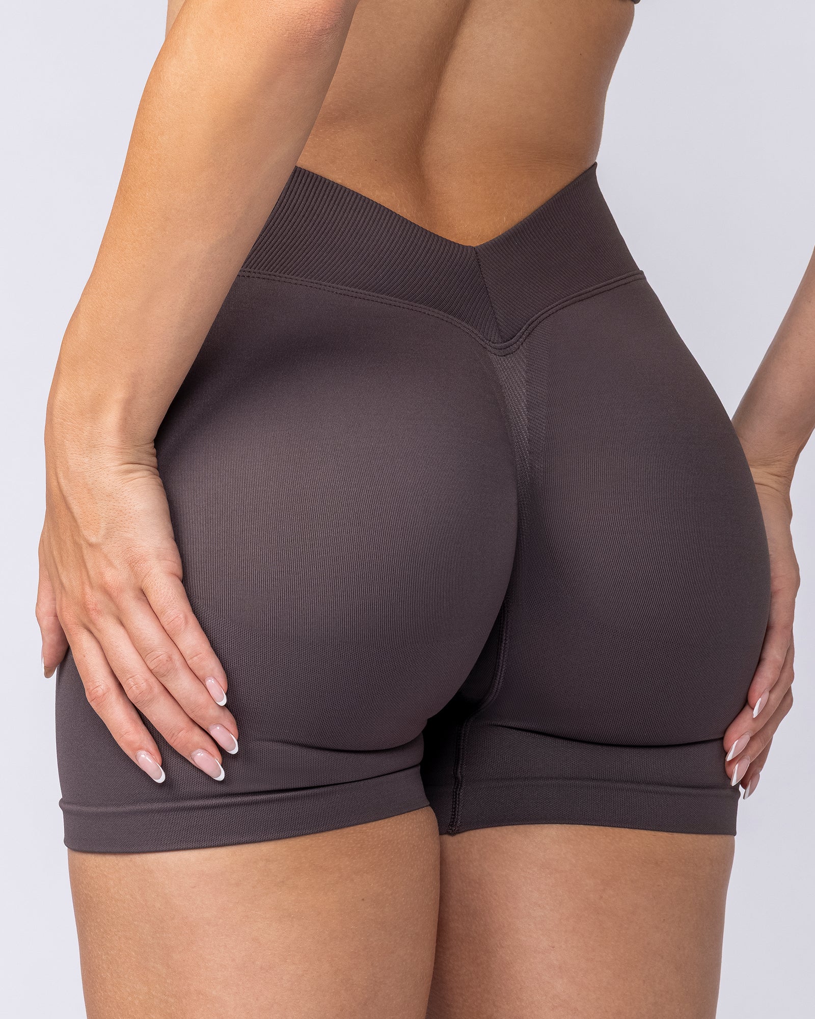 Muscle Nation Shorts Revealed V Back Seamless Midway Shorts - Black Coffee