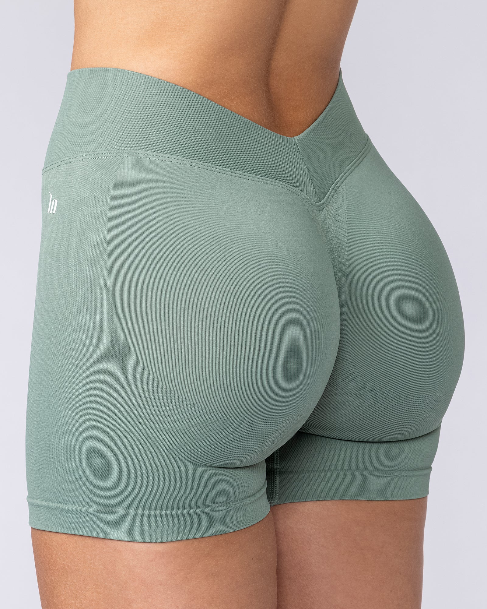 Muscle Nation Shorts Revealed V Back Seamless Midway Shorts - Everglade