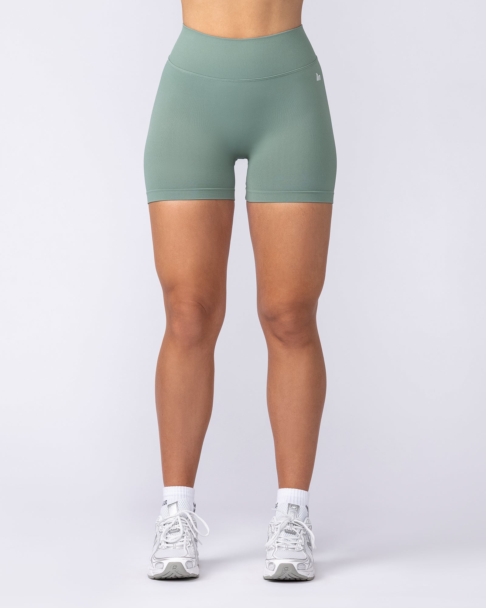 Muscle Nation Shorts Revealed V Back Seamless Midway Shorts - Everglade