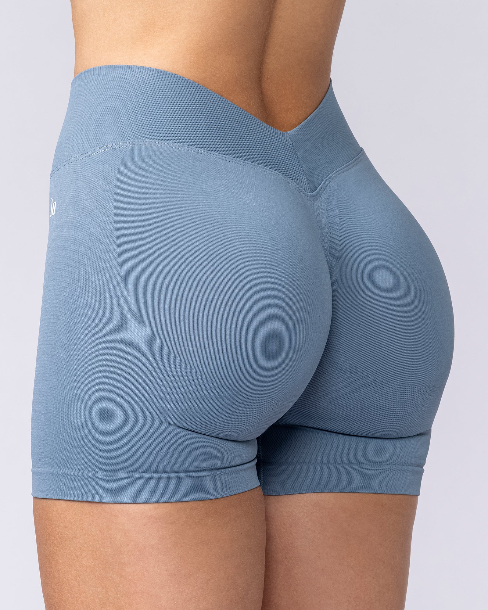Muscle Nation Shorts Revealed V Back Seamless Midway Shorts - Ocean View