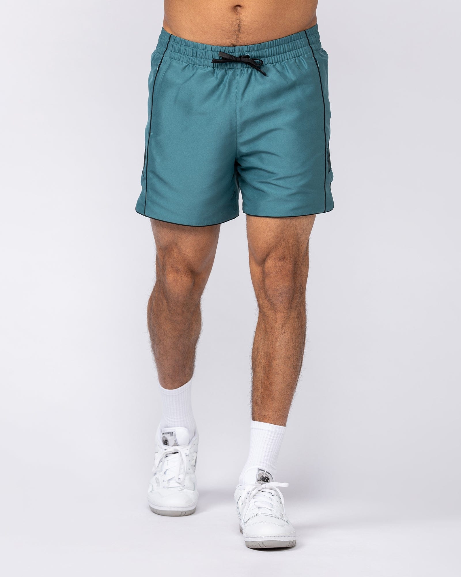 Muscle Nation Shorts Round House 5" Shorts - Shark