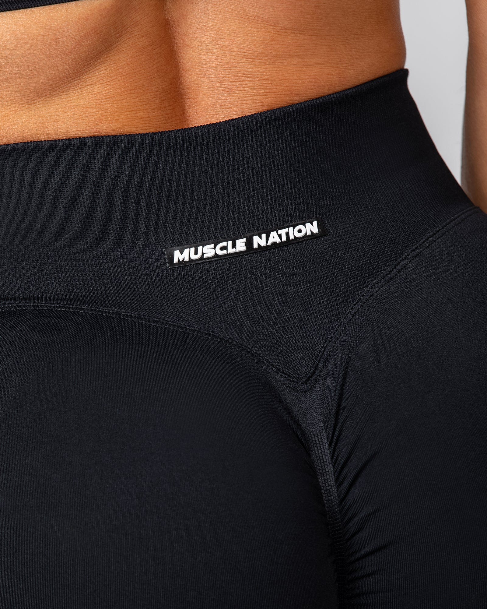 Muscle Nation Shorts Sculpt Seamless Midway Shorts - Black