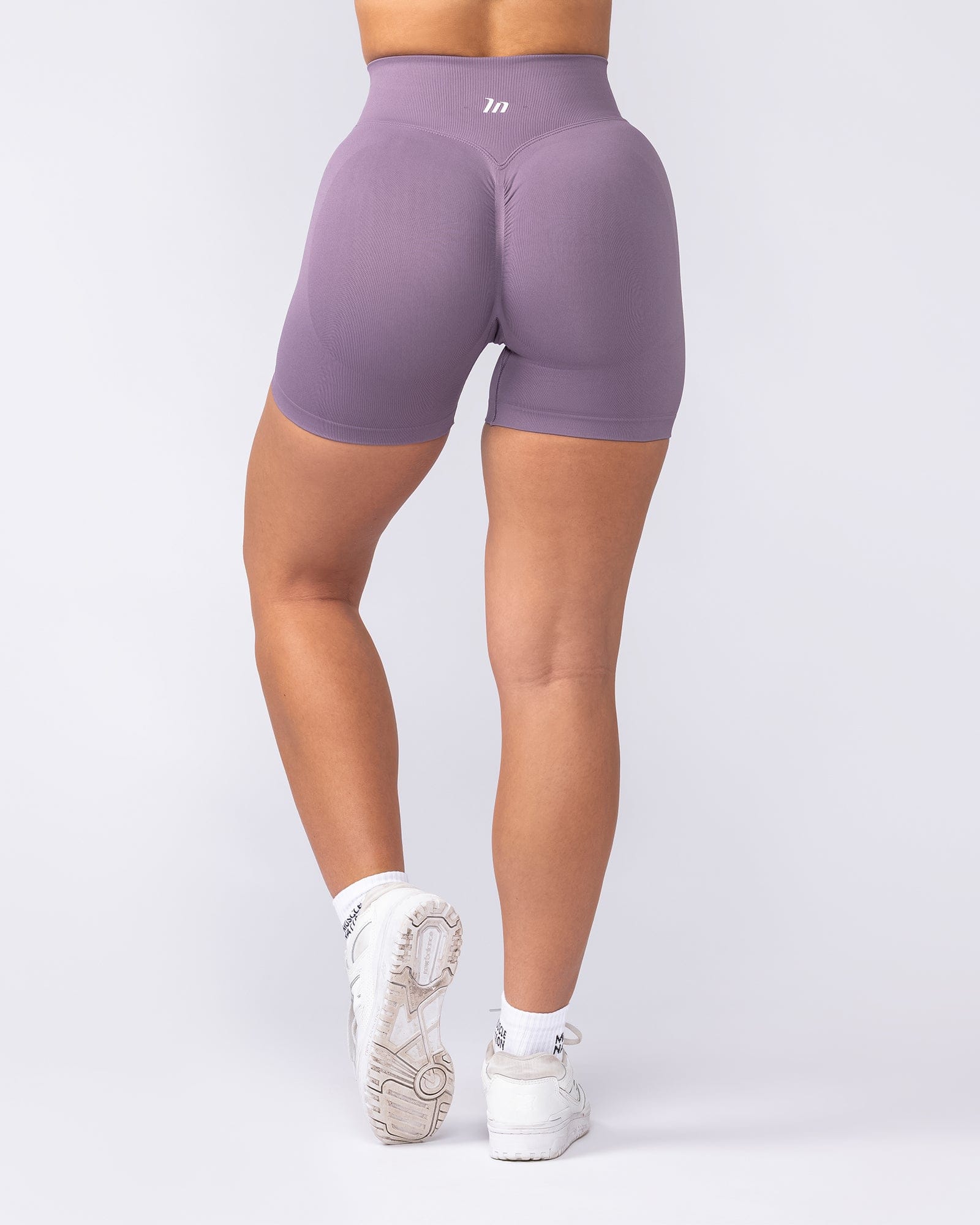Muscle Nation Shorts Sculpt Seamless Midway Shorts - Dark Thistle