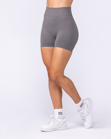 Muscle Nation Shorts Sculpt Seamless Midway Shorts - Vapour