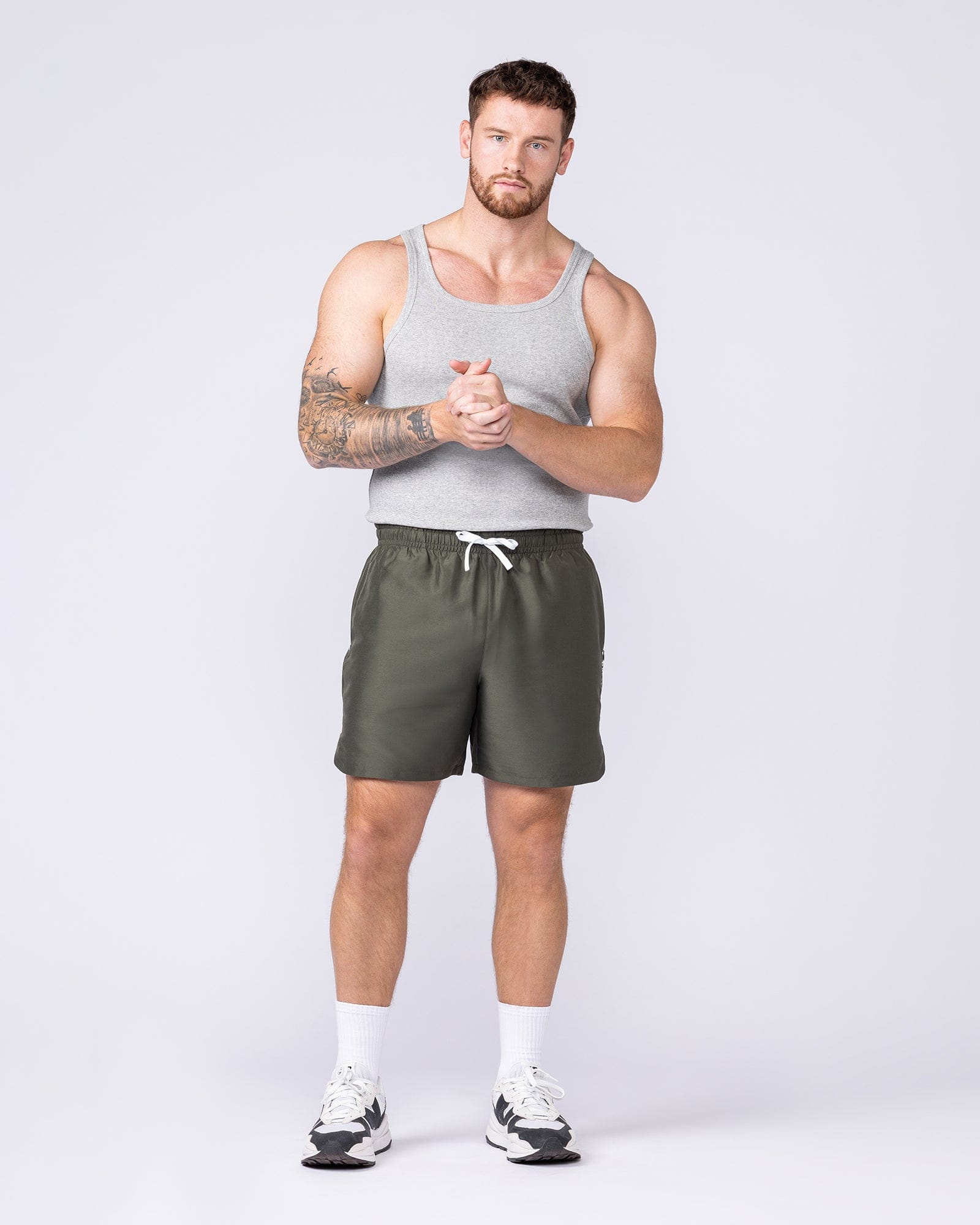 Muscle Nation Shorts Standard Shorts - Dark Khaki