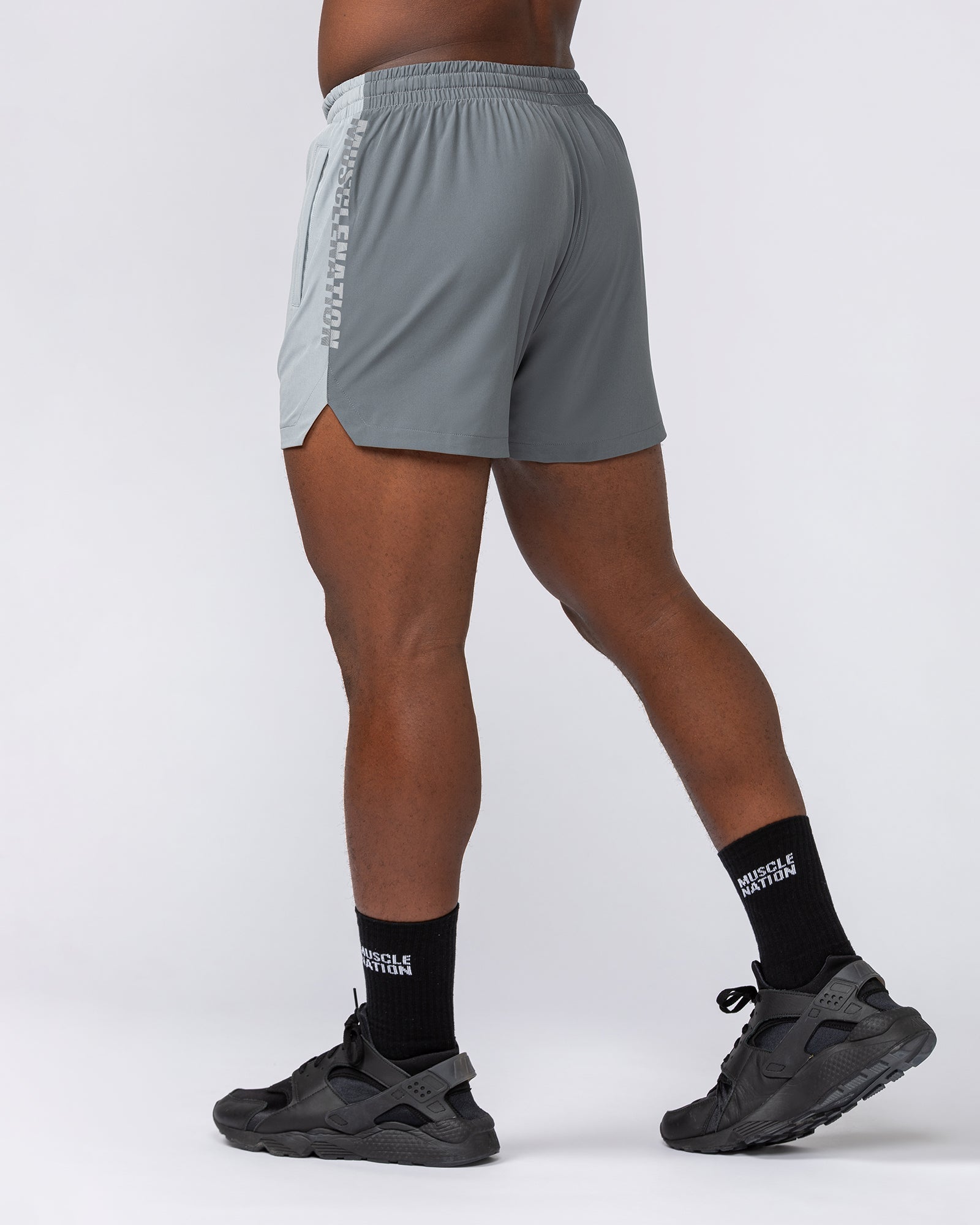 Muscle Nation Shorts Stride 3.5" Shorts - Jet Grey / Tornado