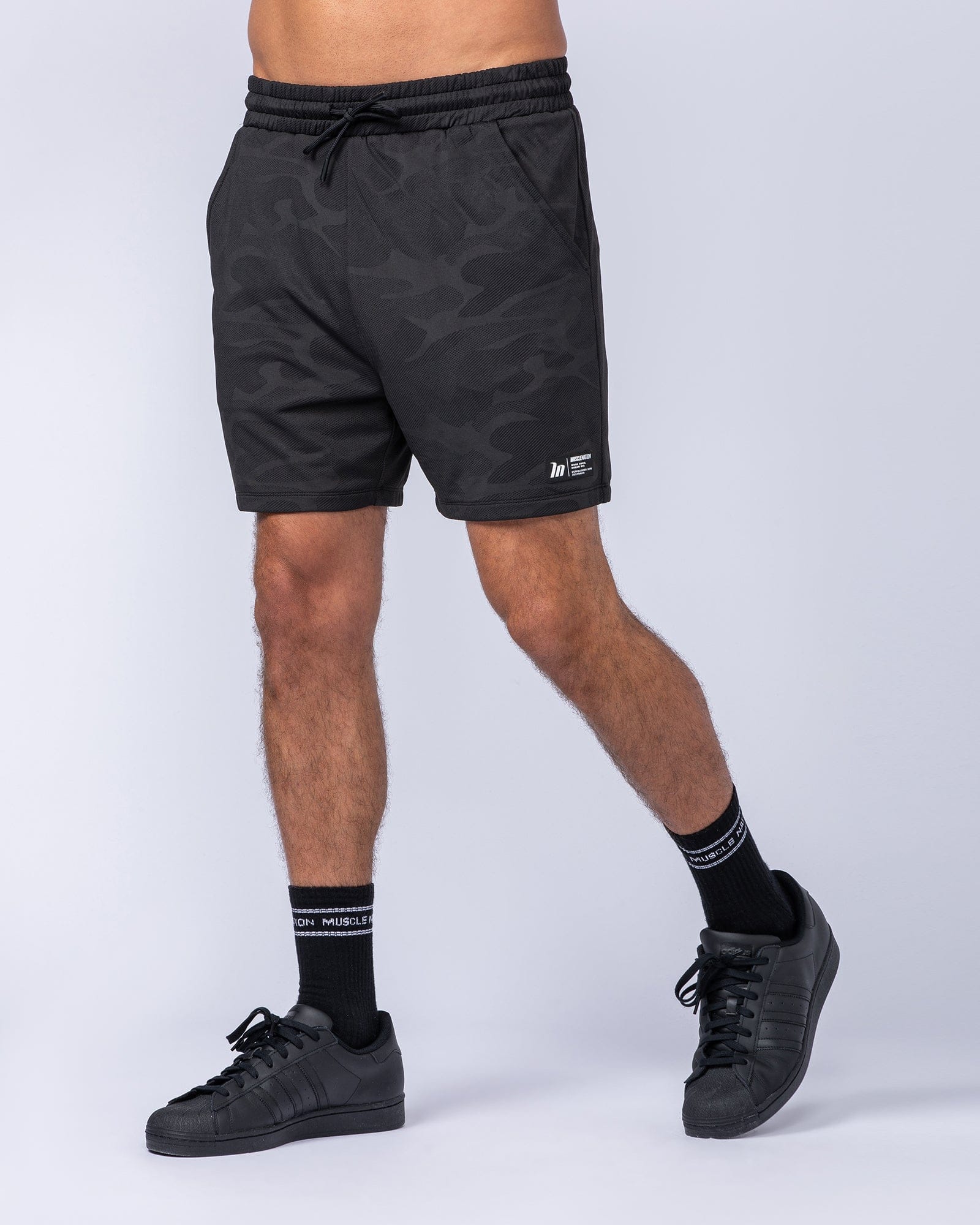Muscle Nation Shorts Tech Camo Lay Up 5" Shorts - Black Camo