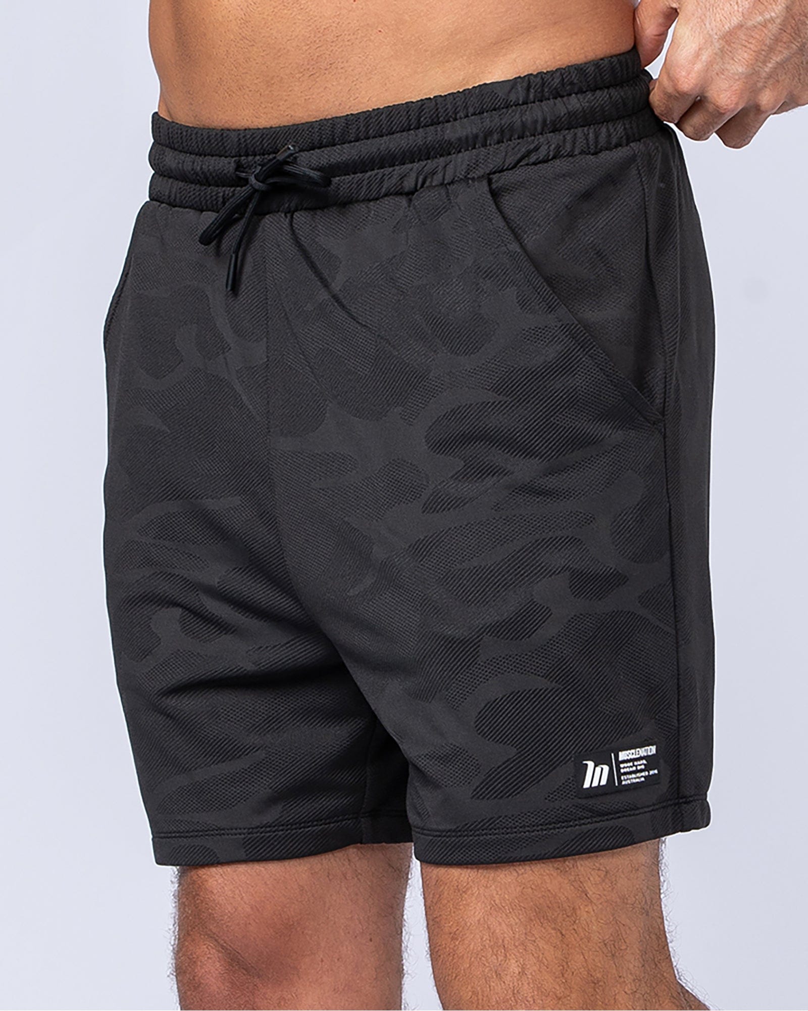 Muscle Nation Shorts Tech Camo Lay Up 5" Shorts - Black Camo