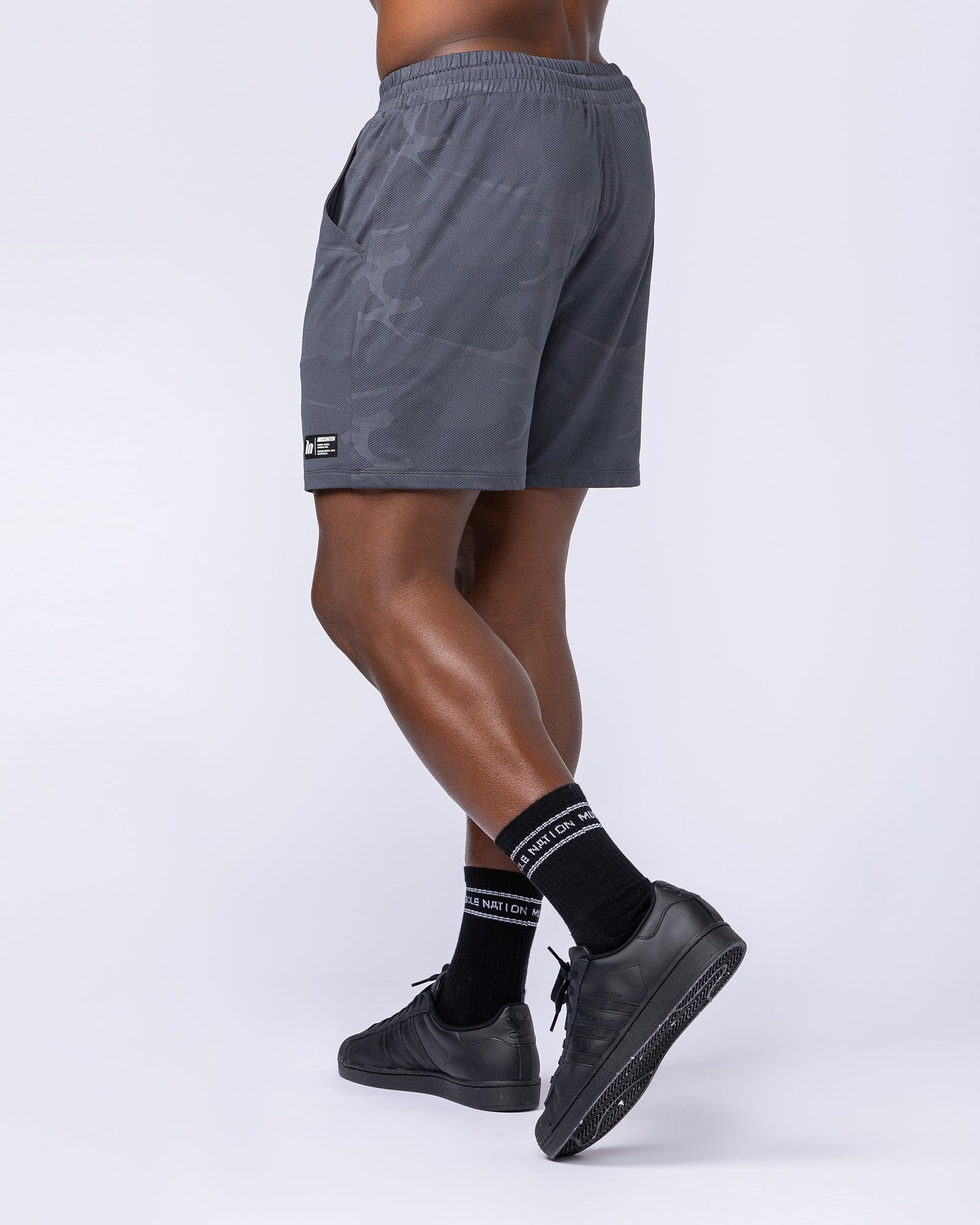 Muscle Nation Shorts Tech Camo Lay Up 5" Shorts - Dark Grey Camo